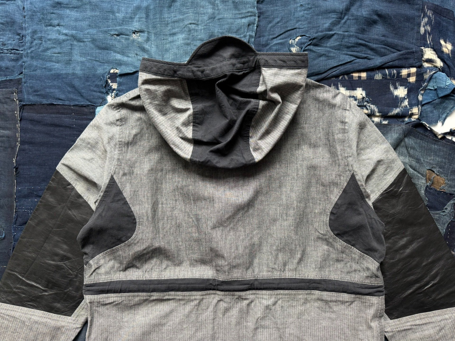 White Mountaineering GORE-TEX Mountain Parka — label
