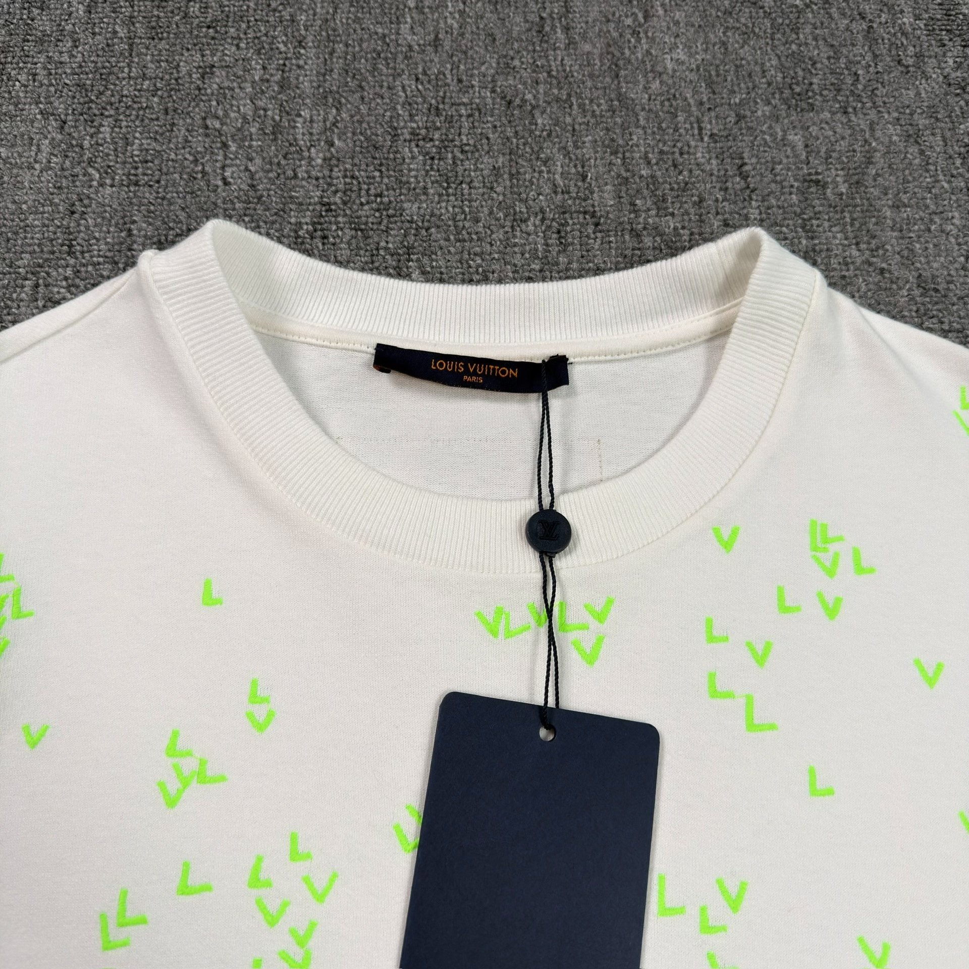 Louis Vuitton White LV Print Short-Sleeve Tee — detail