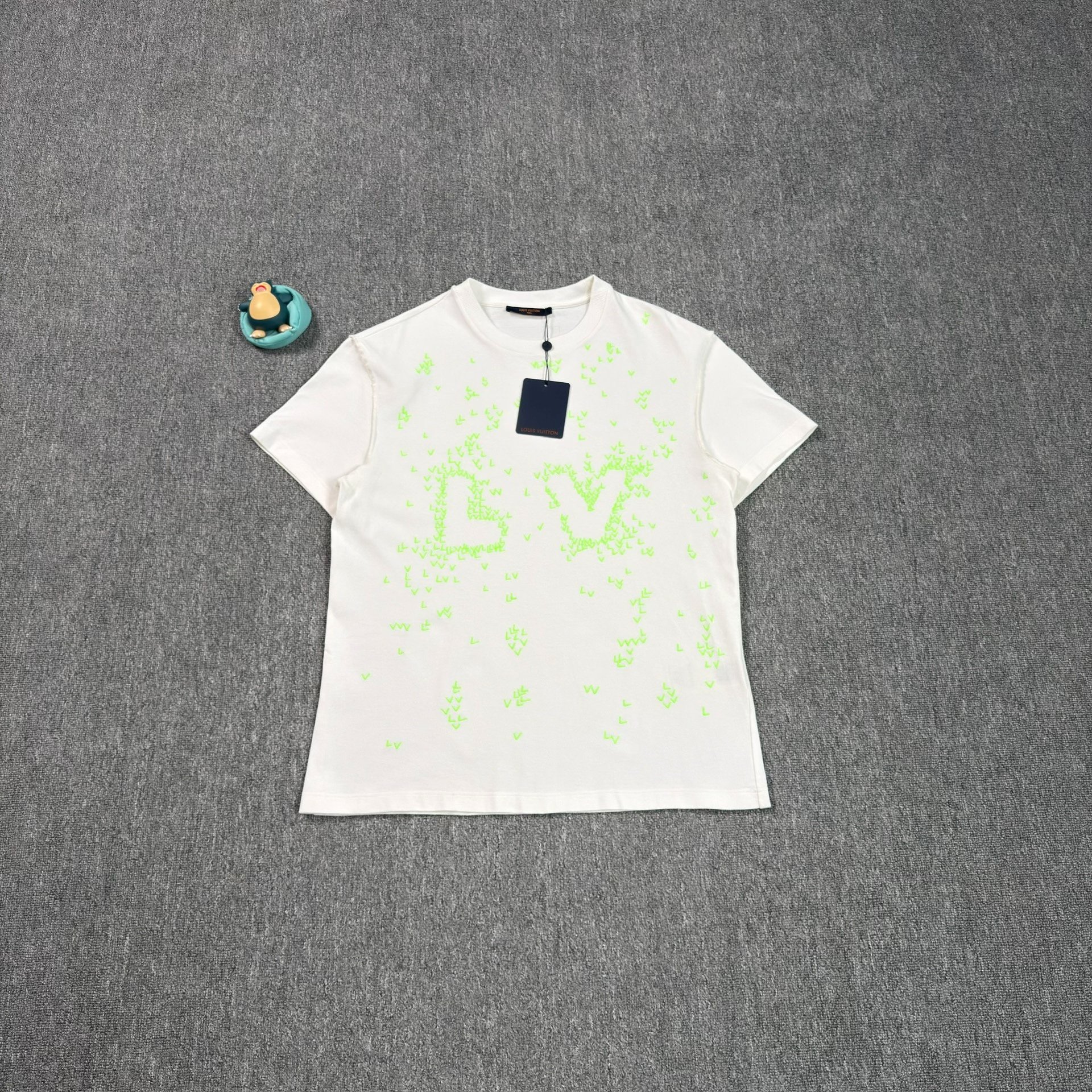Louis Vuitton White LV Print Short-Sleeve Tee