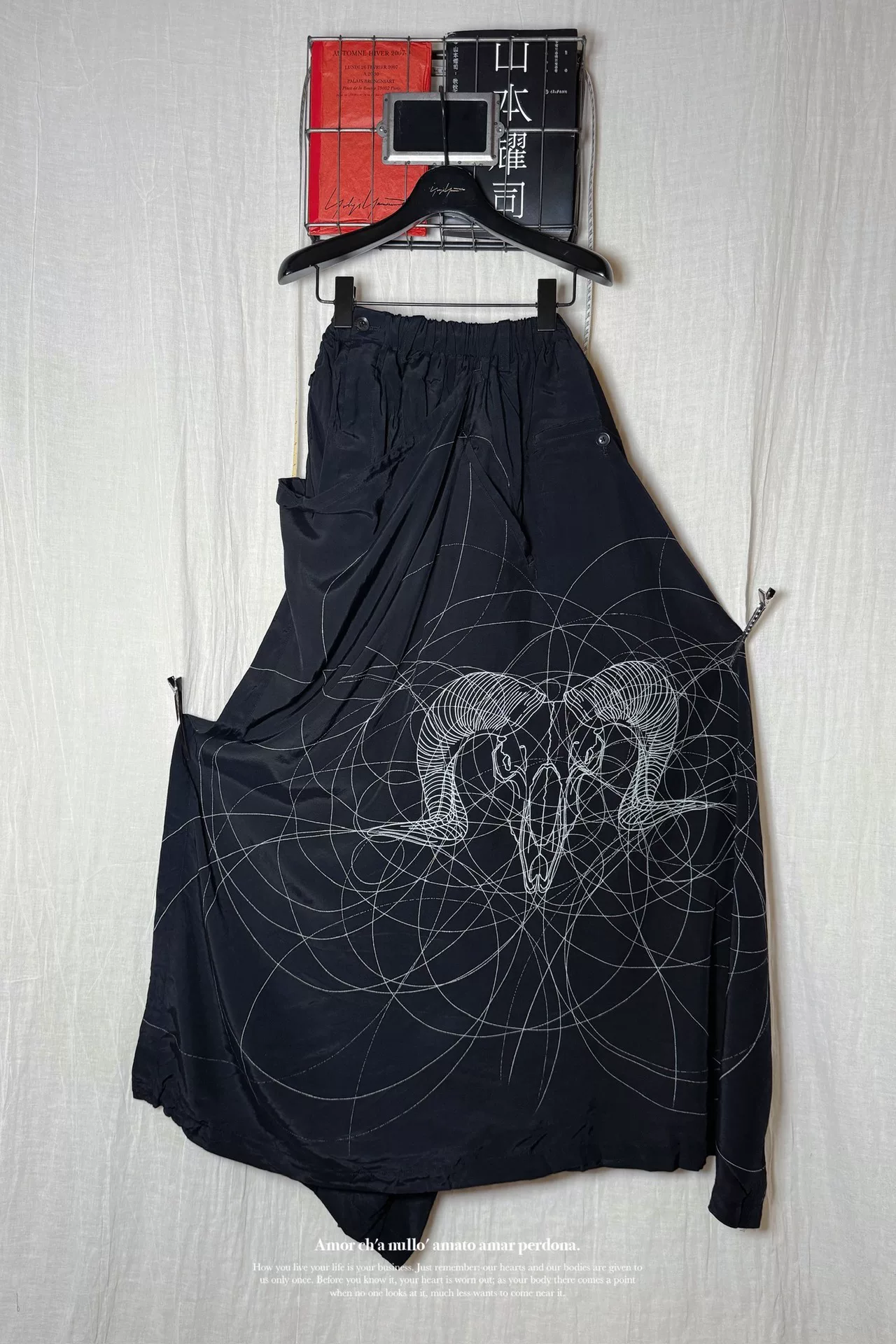 Yohji Yamamoto 19AW Ram Head Skirt-Pants — detail