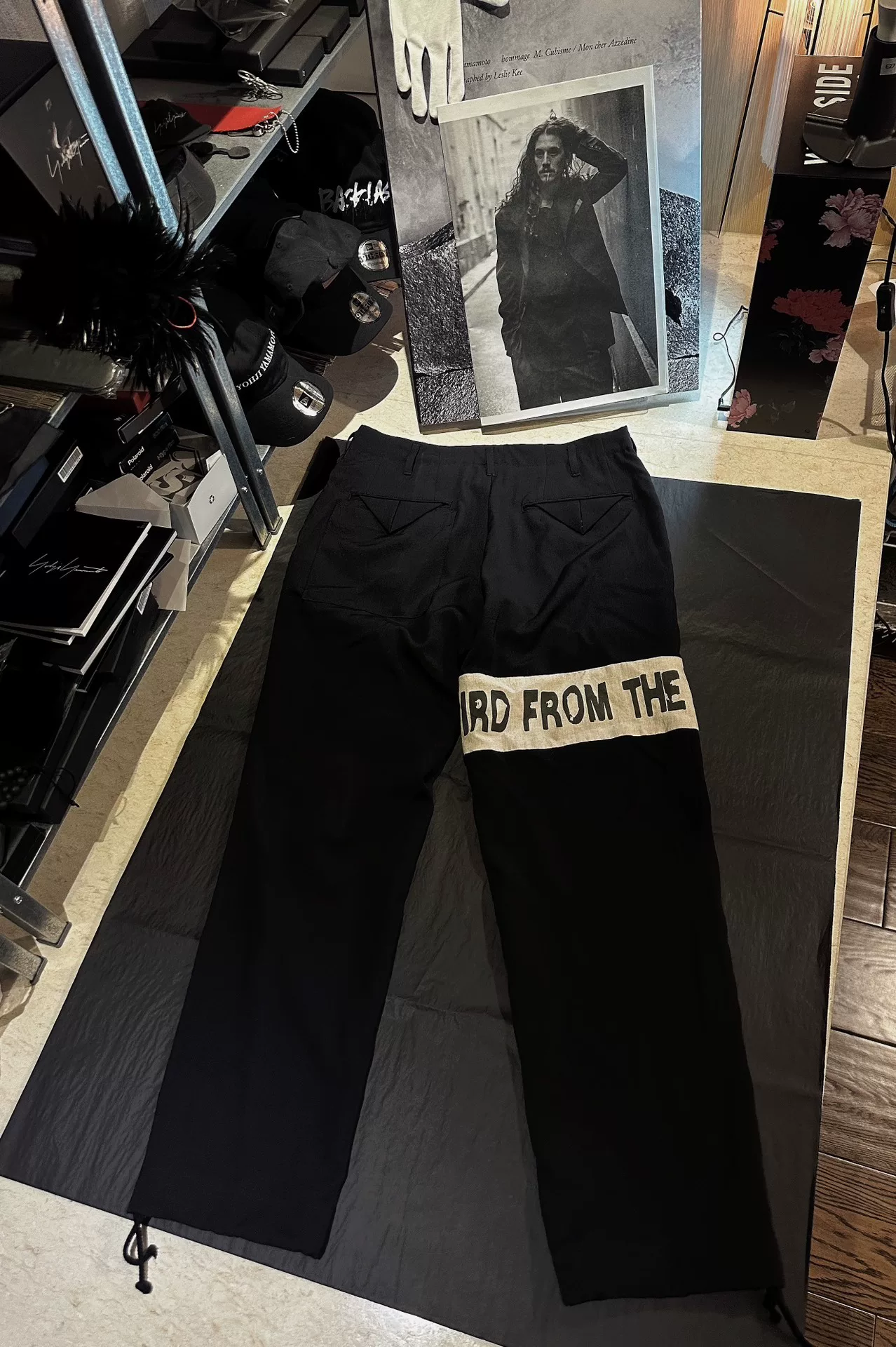 Yohji Yamamoto 22AW Slogan Gaba Pants — label