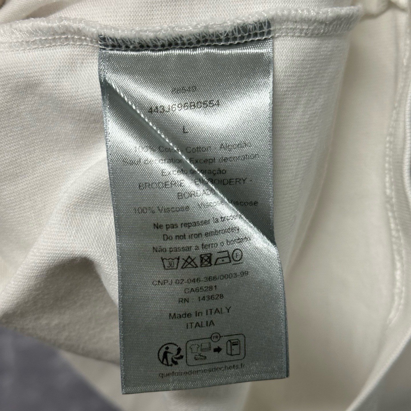 Dior FW24 Logo Embroidered Short-Sleeve Tee — label