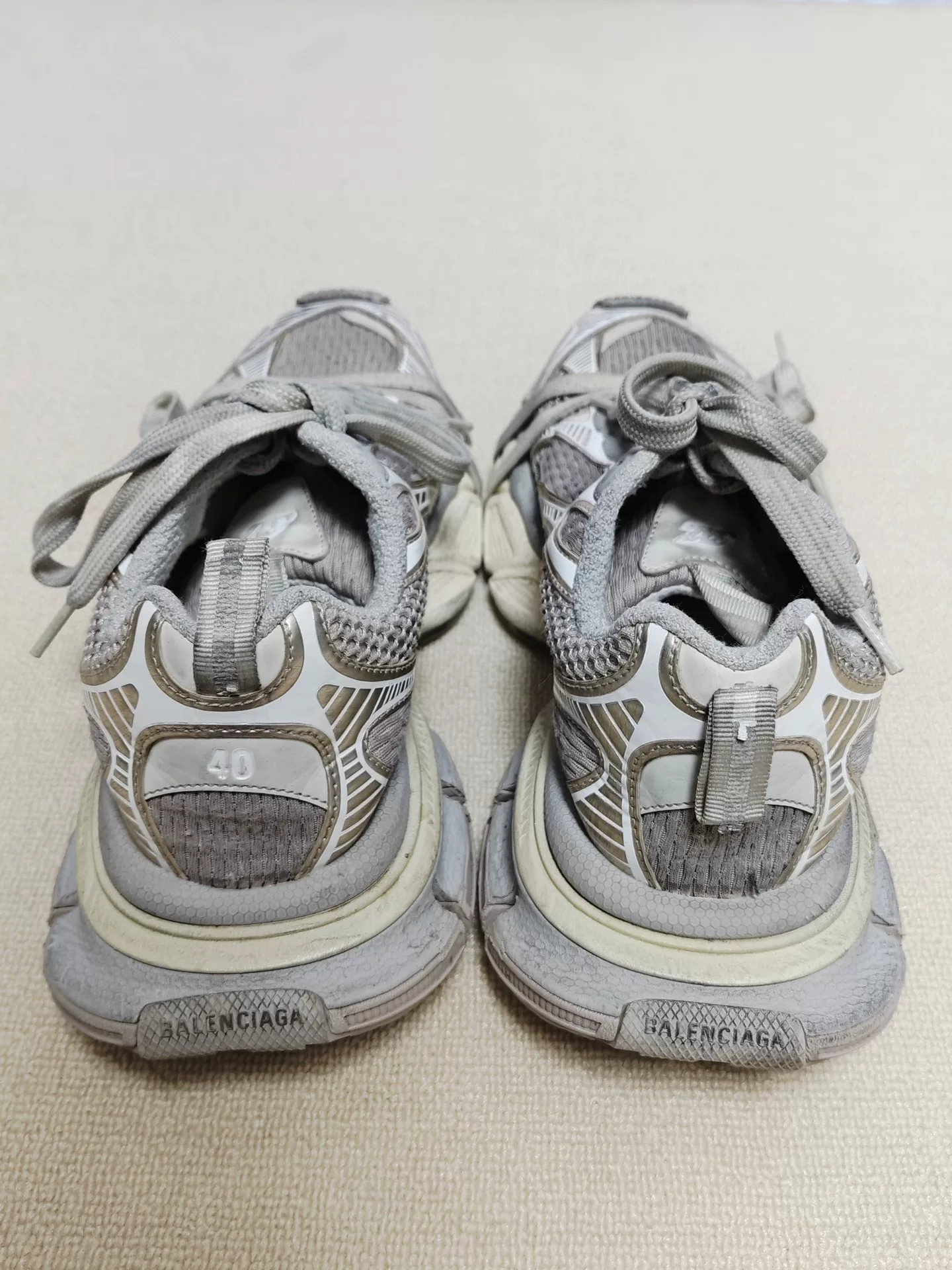 Balenciaga 3xl Low-Top Lace-Up Shoes — front