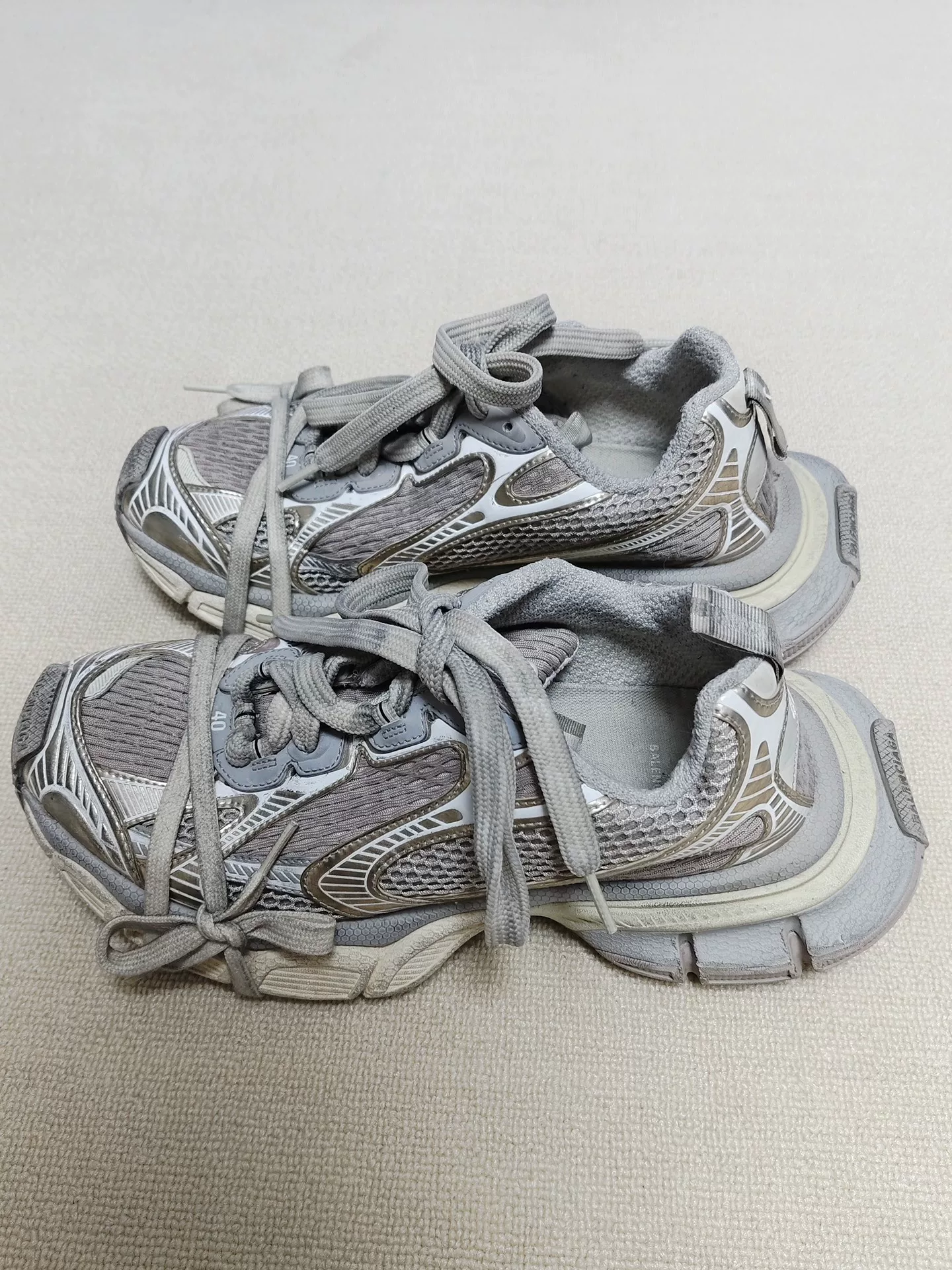Balenciaga 3xl Low-Top Lace-Up Shoes