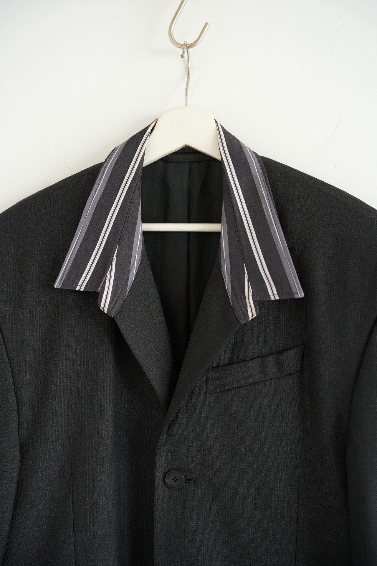 Balenciaga 21ss Striped Cuban Collar Suit — detail