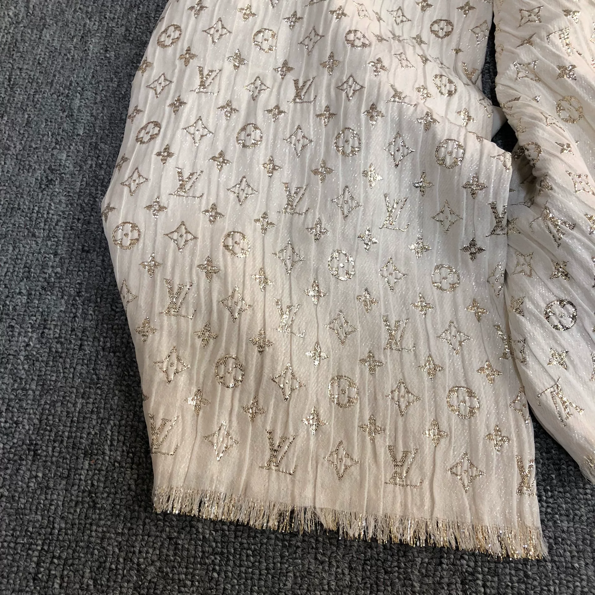 Louis Vuitton White Sequin Silk Scarf — back