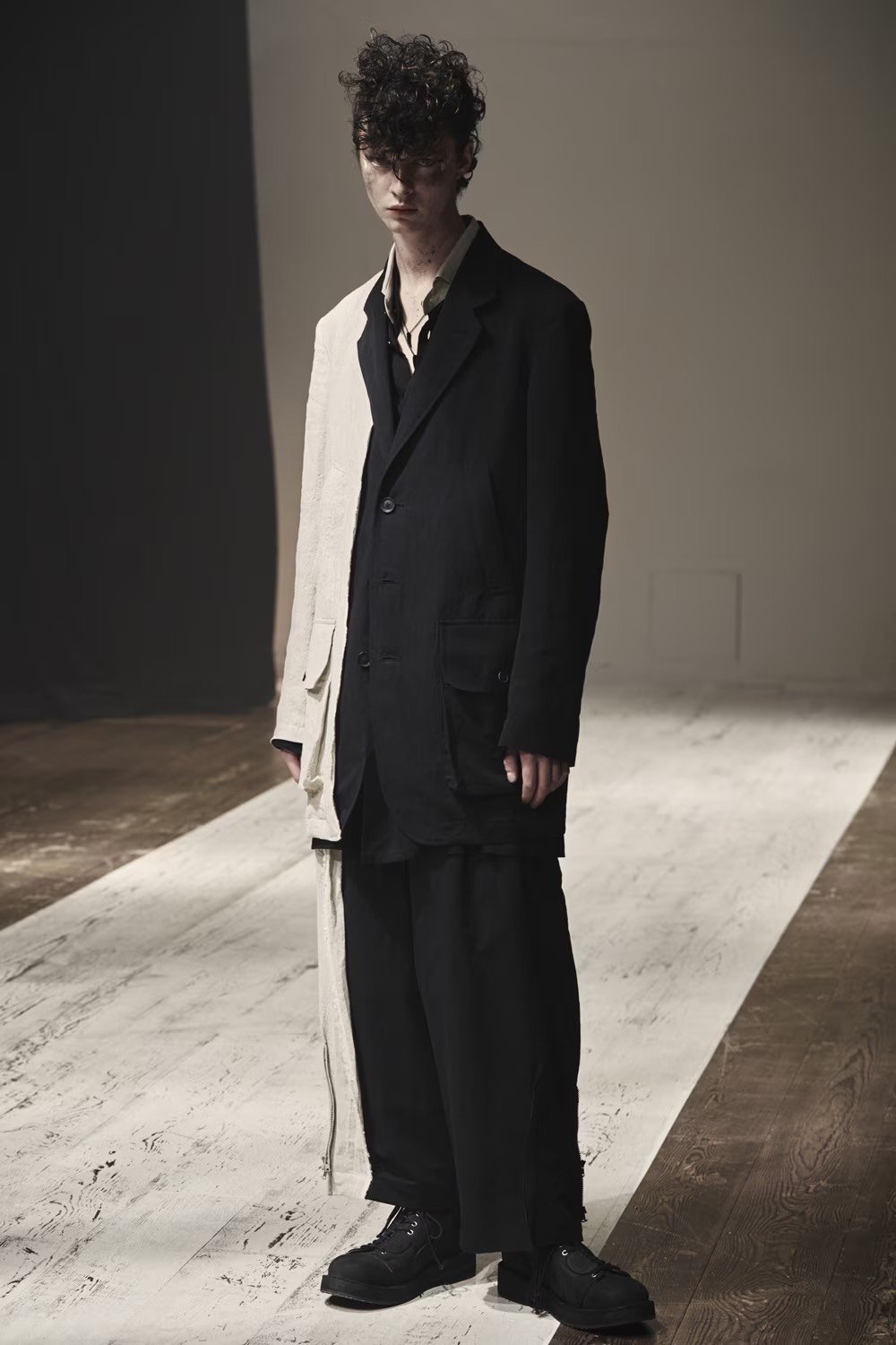 Yohji Yamamoto 22SS Detachable Collar Shirt — detail