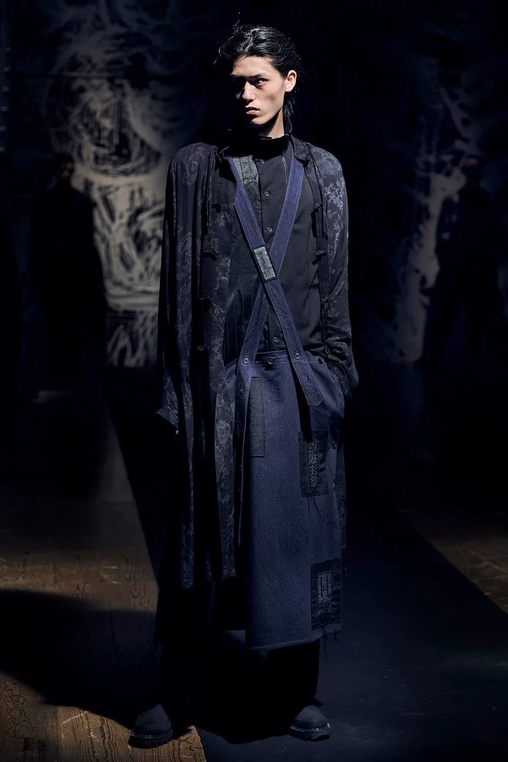 Yohji Yamamoto Shibori Mandarin Button Jacket — detail