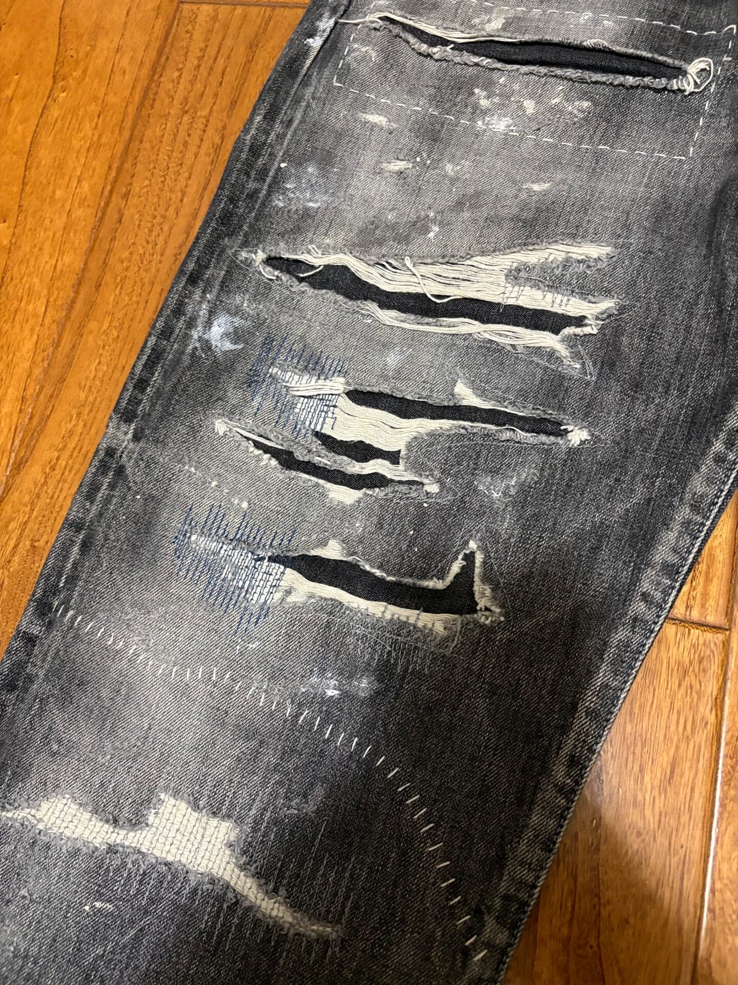 NEIGHBORHOOD SCRATCH SAVAGE 21AW Jeans — back