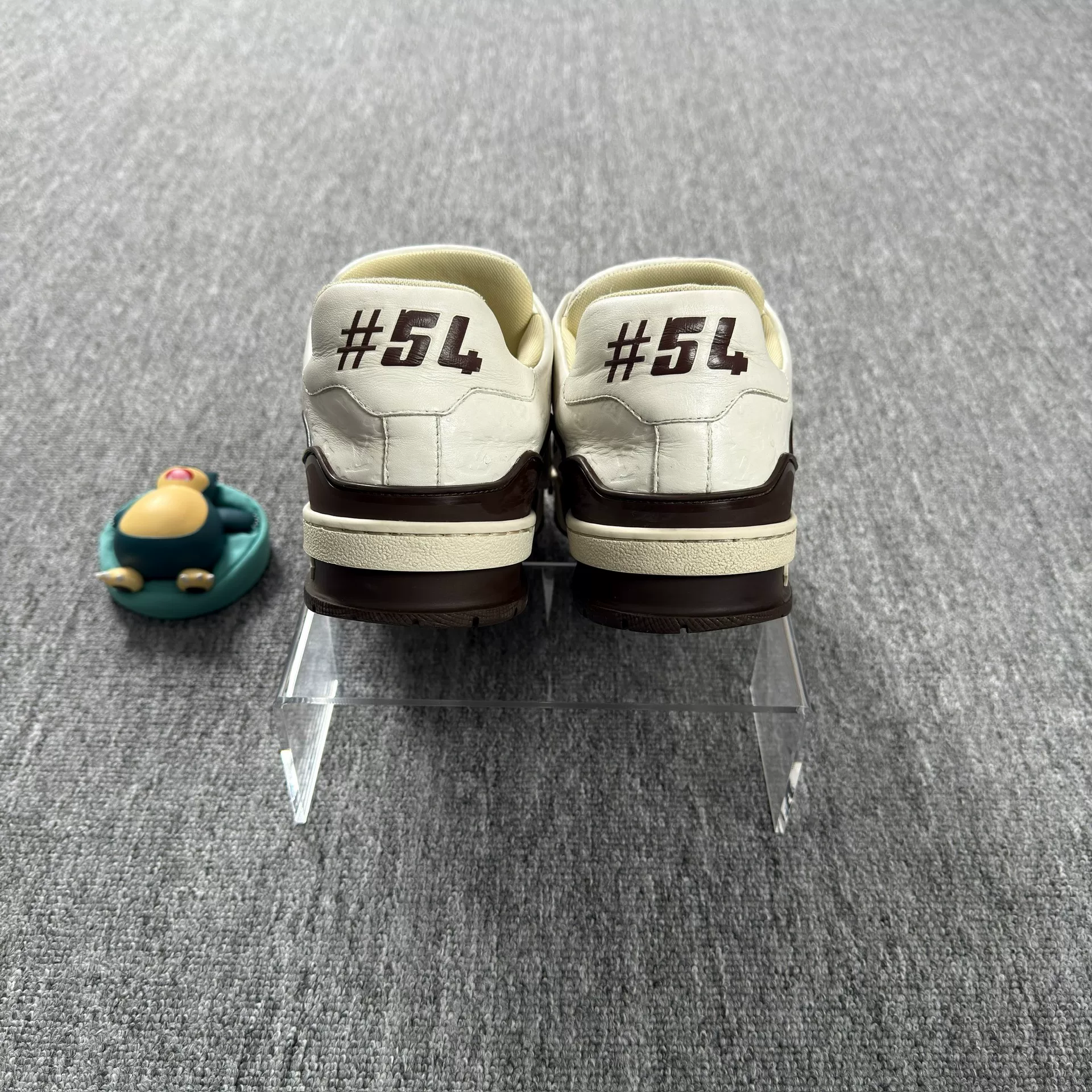 LV Trainer 24 Tyler Collab — detail