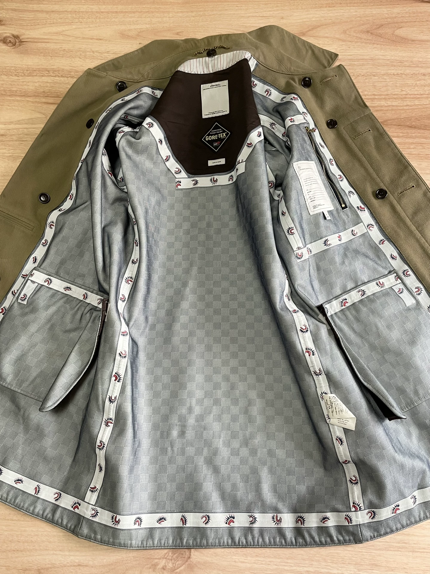 VISVIM FRANK SOUTIEN COAT GORE-TEX — detail