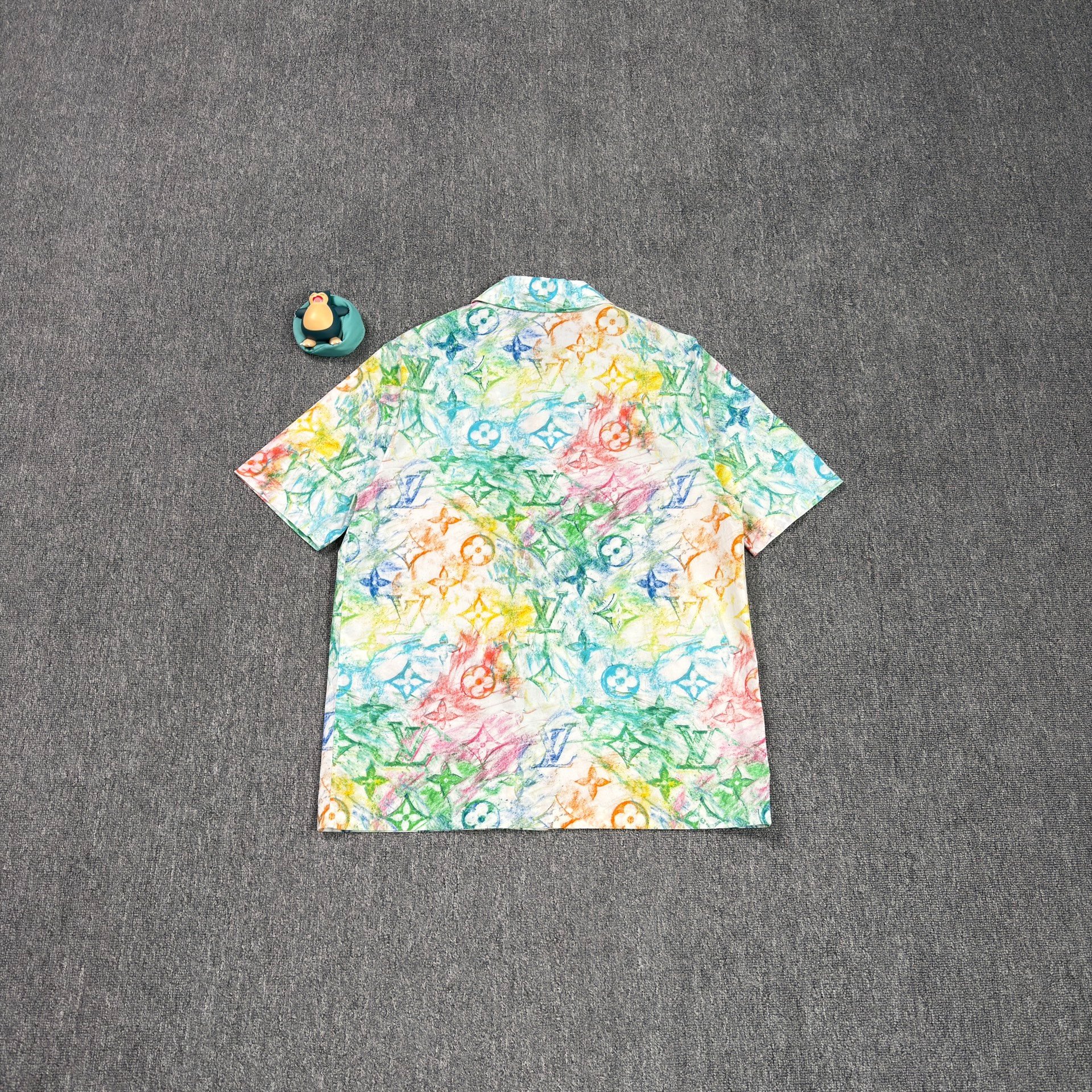 LV Crayon Print Short-Sleeve Shirt — front