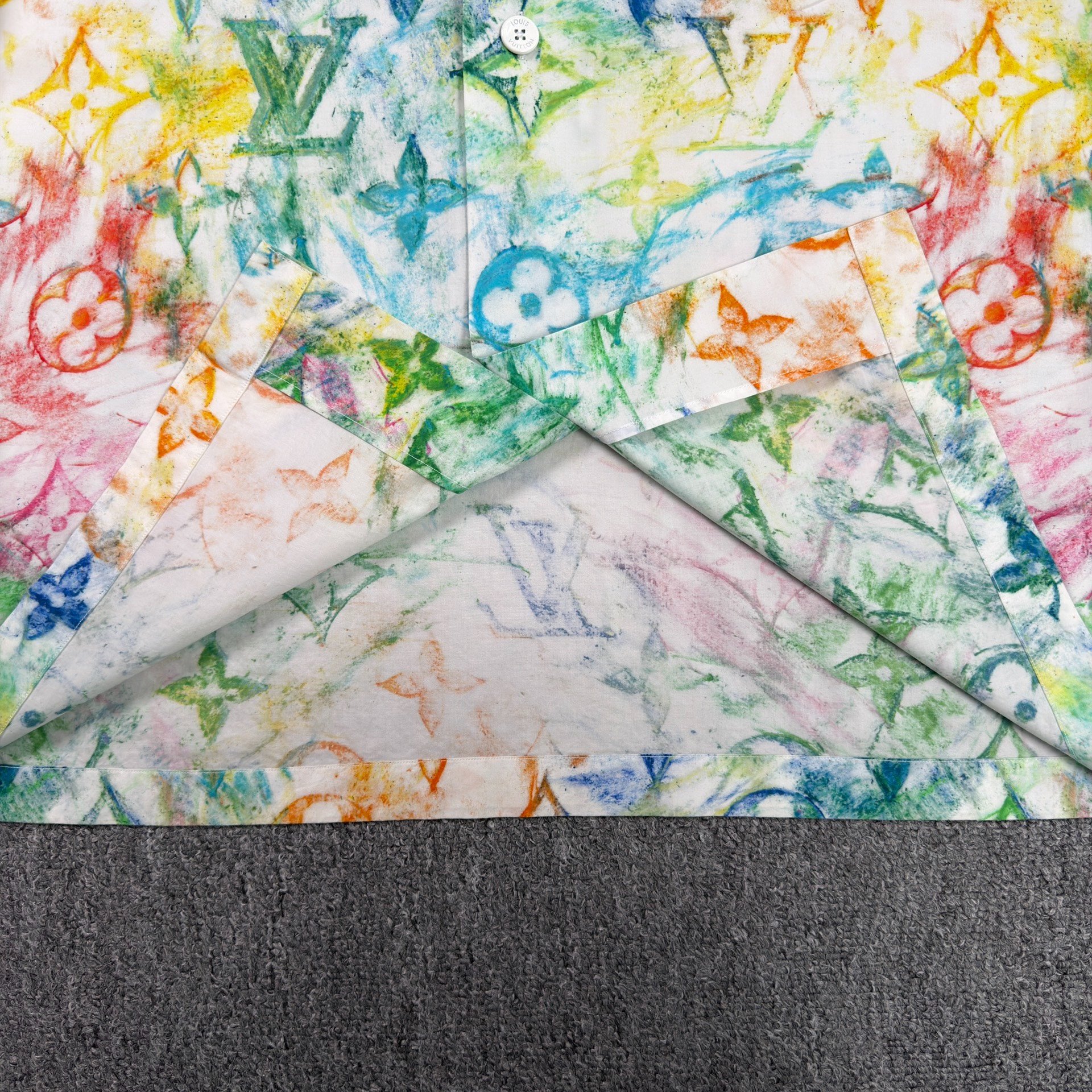 LV Crayon Print Short-Sleeve Shirt — label