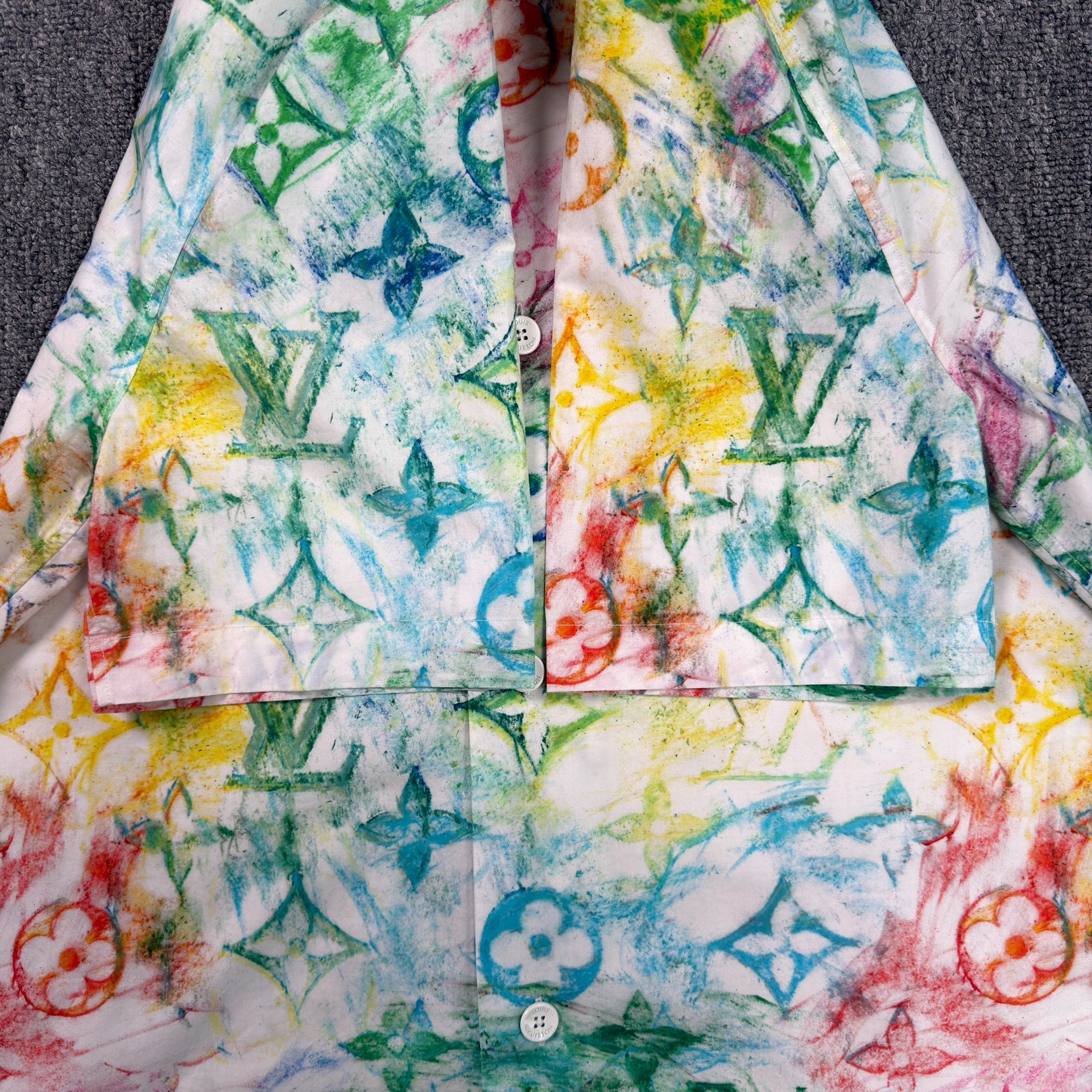 LV Crayon Print Short-Sleeve Shirt — back