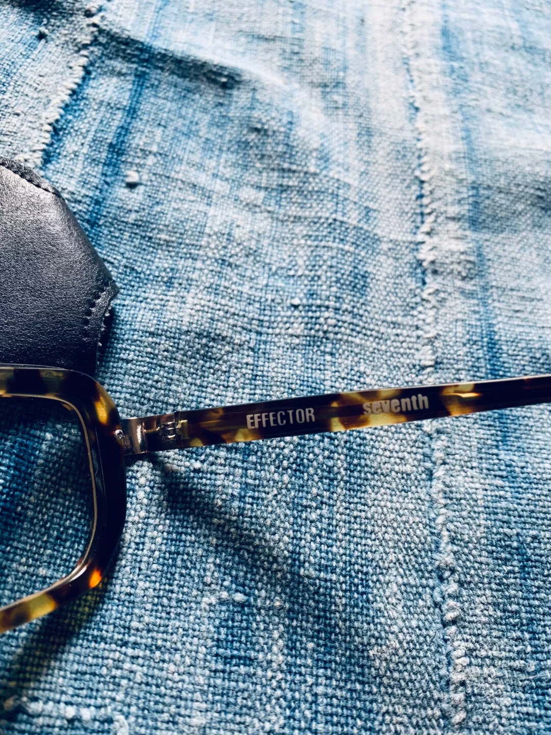 Effector Seventh Limited Tortoiseshell Glasses — label