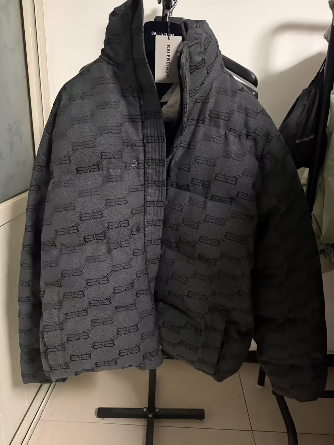 Balenciaga All-Over Print Lock Closure Puffer