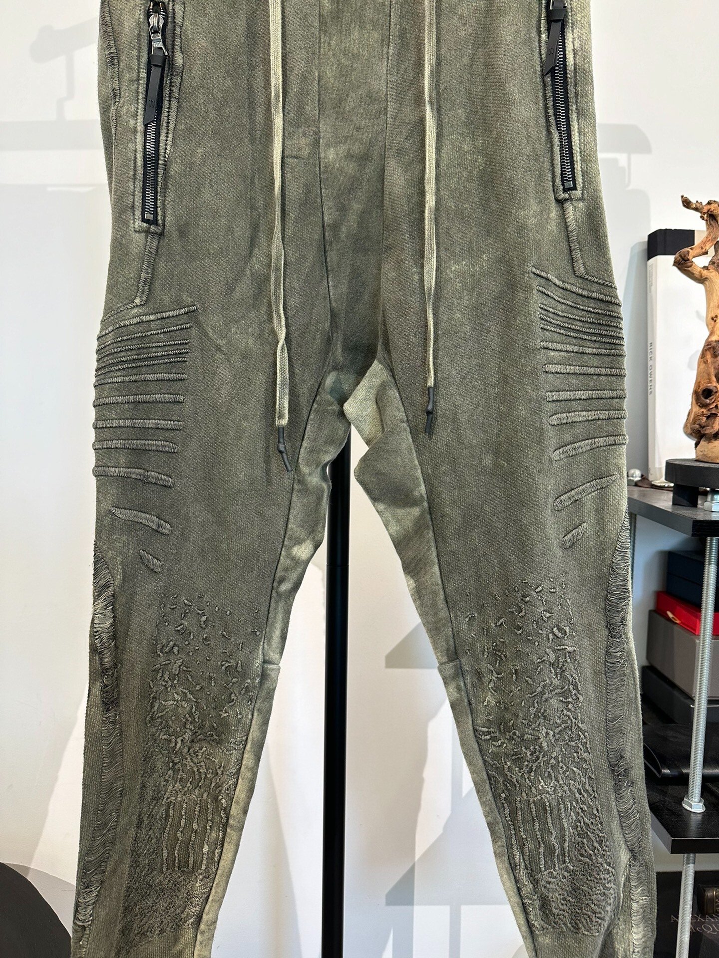 Boris Bidjan Saberi 11by bbs P13 Embroidered Joggers — label