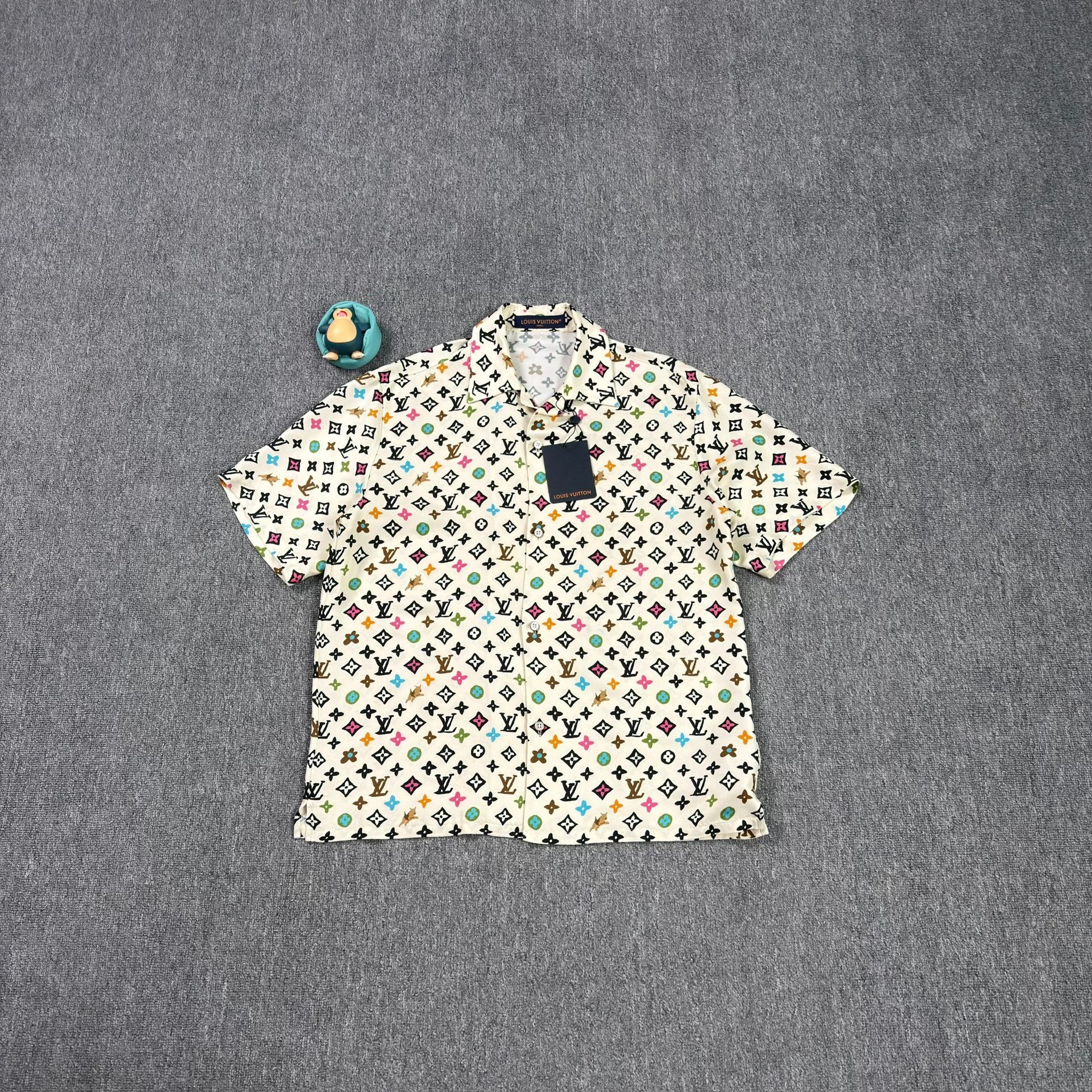 LV Monogram Off-white Short-sleeve Shirt