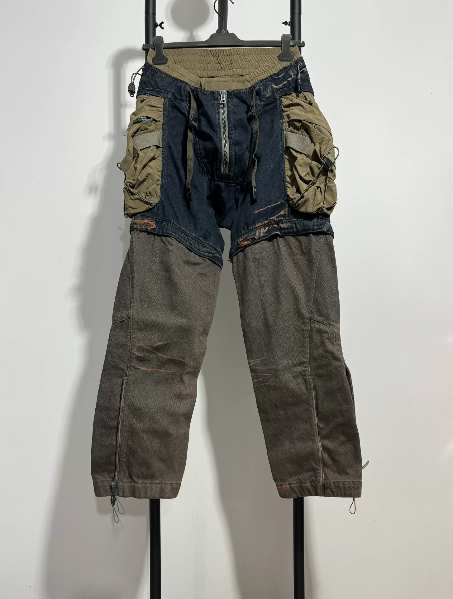 HAMCUS Wasteland Distressed Cargo Pants