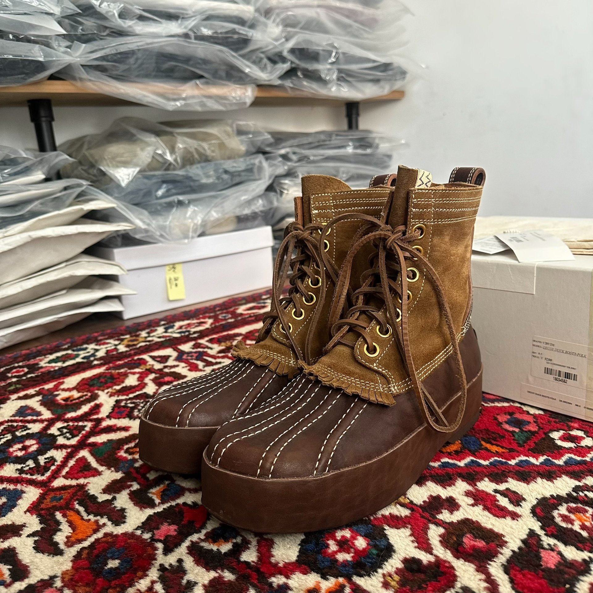 VISVIM 22AW DECOY DUCK BOOTS 9.5 — front