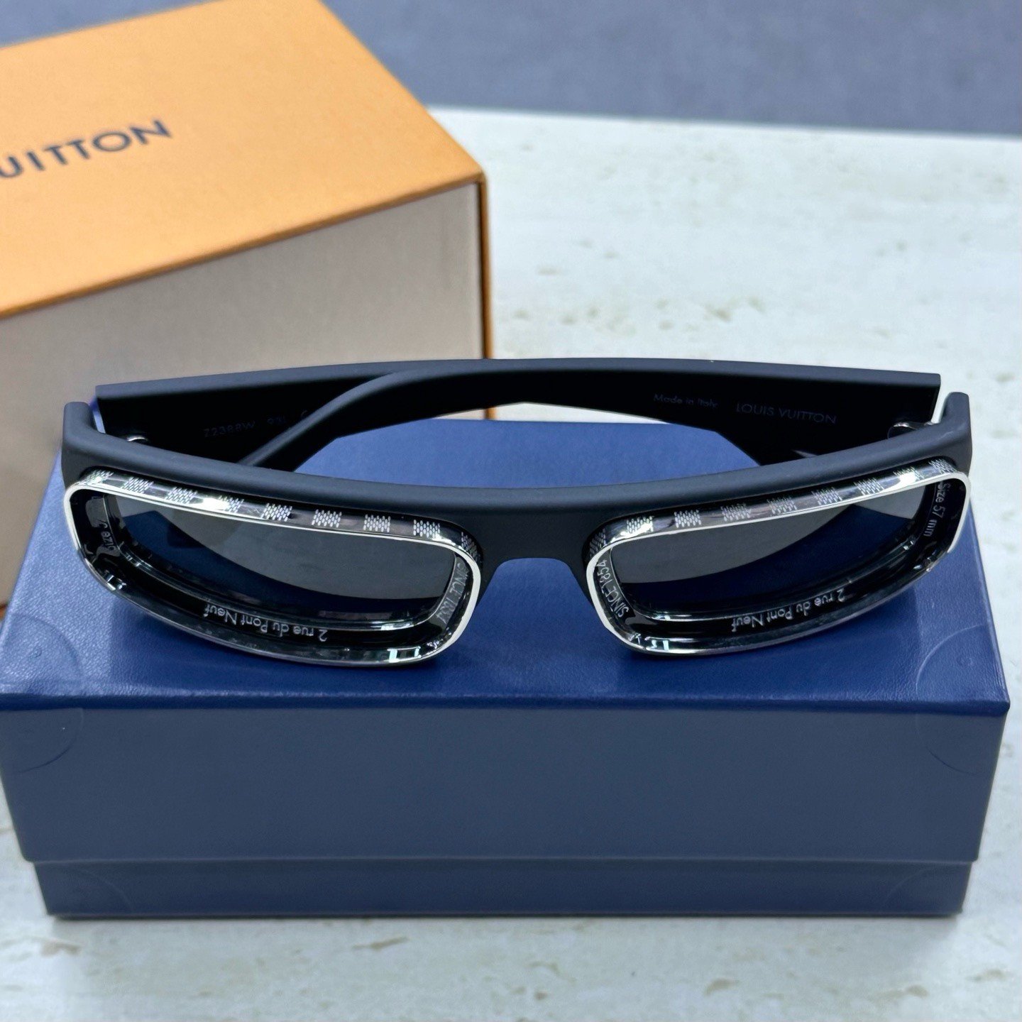 Louis Vuitton Super Vision Pilot Sunglasses — front
