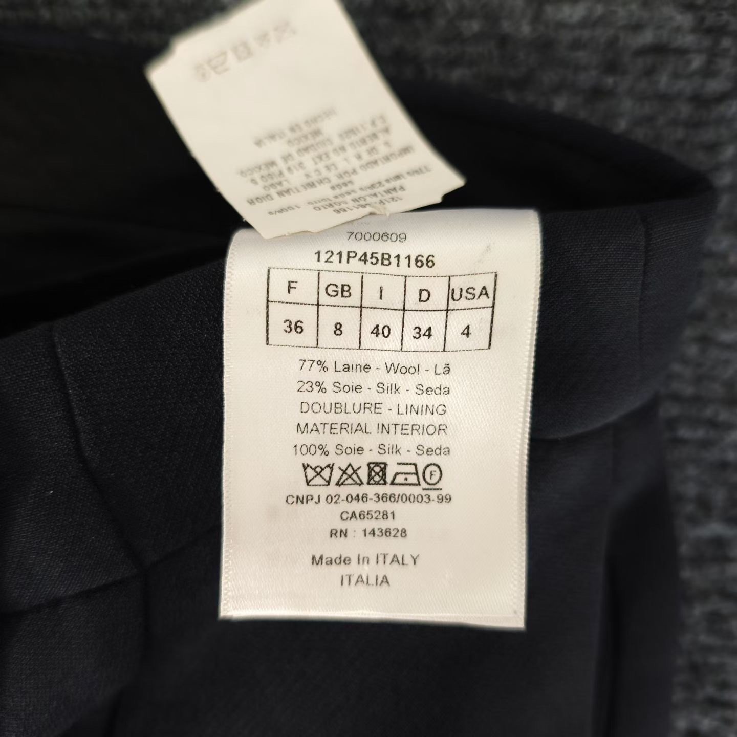 Dior CD Logo Dark Blue Shorts — label
