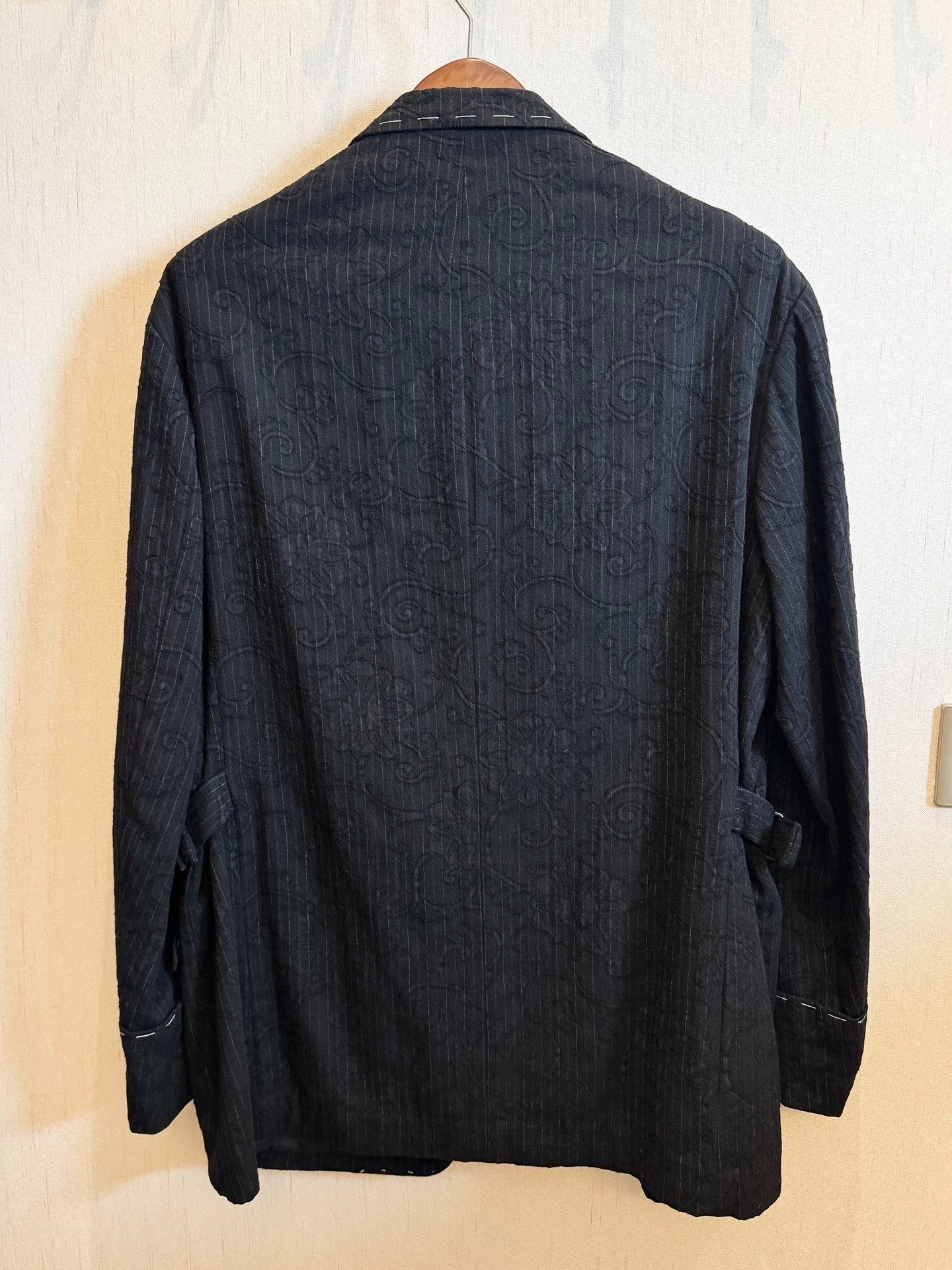 Yohji Yamamoto 98AW Tang Grass Jacquard Suit — detail