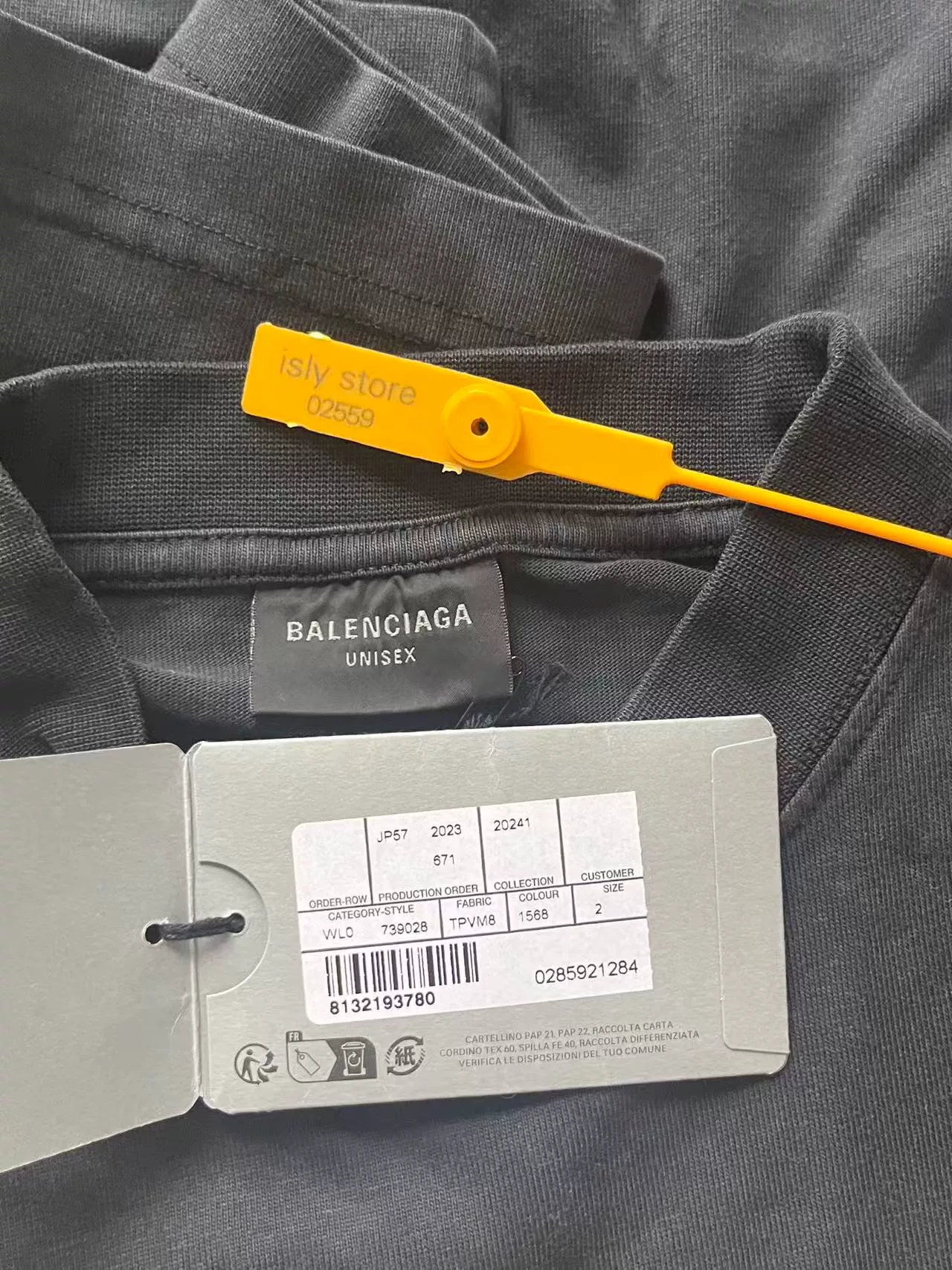Balenciaga Offshore Loose Round Neck T-shirt — label