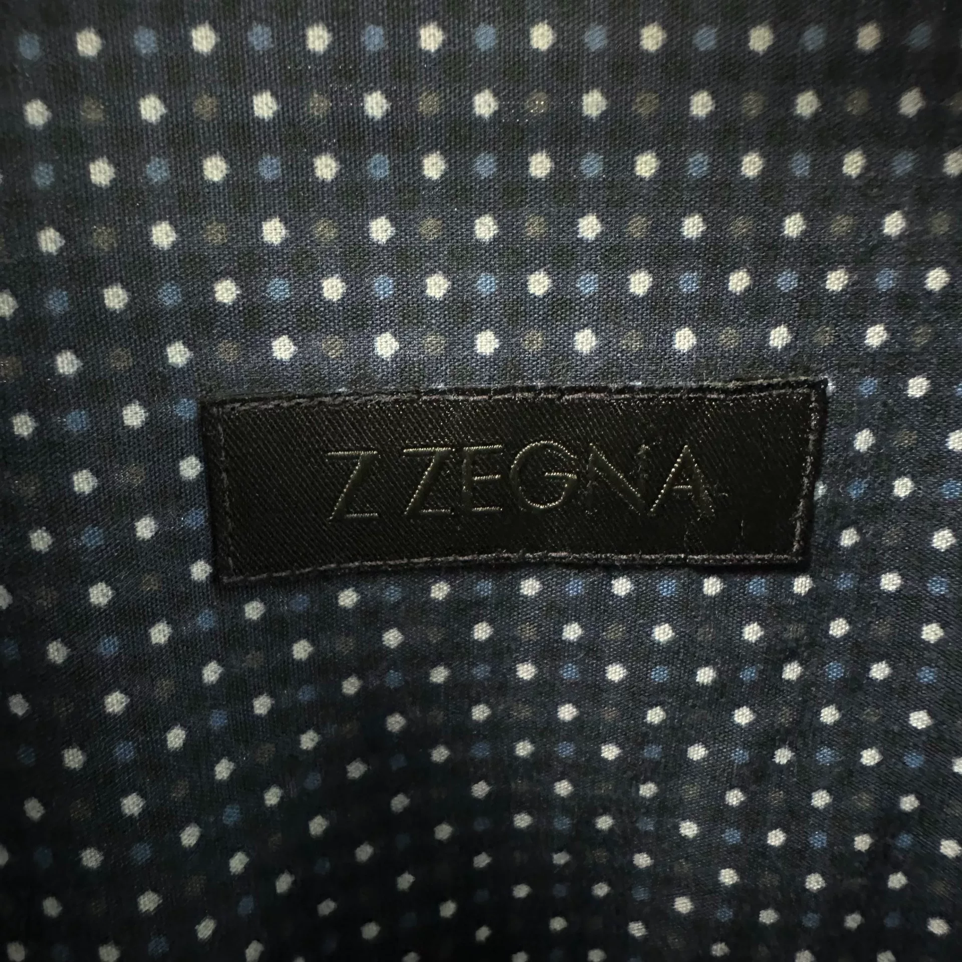 Z Zegna Dark Blue Polka Dot Shirt — detail