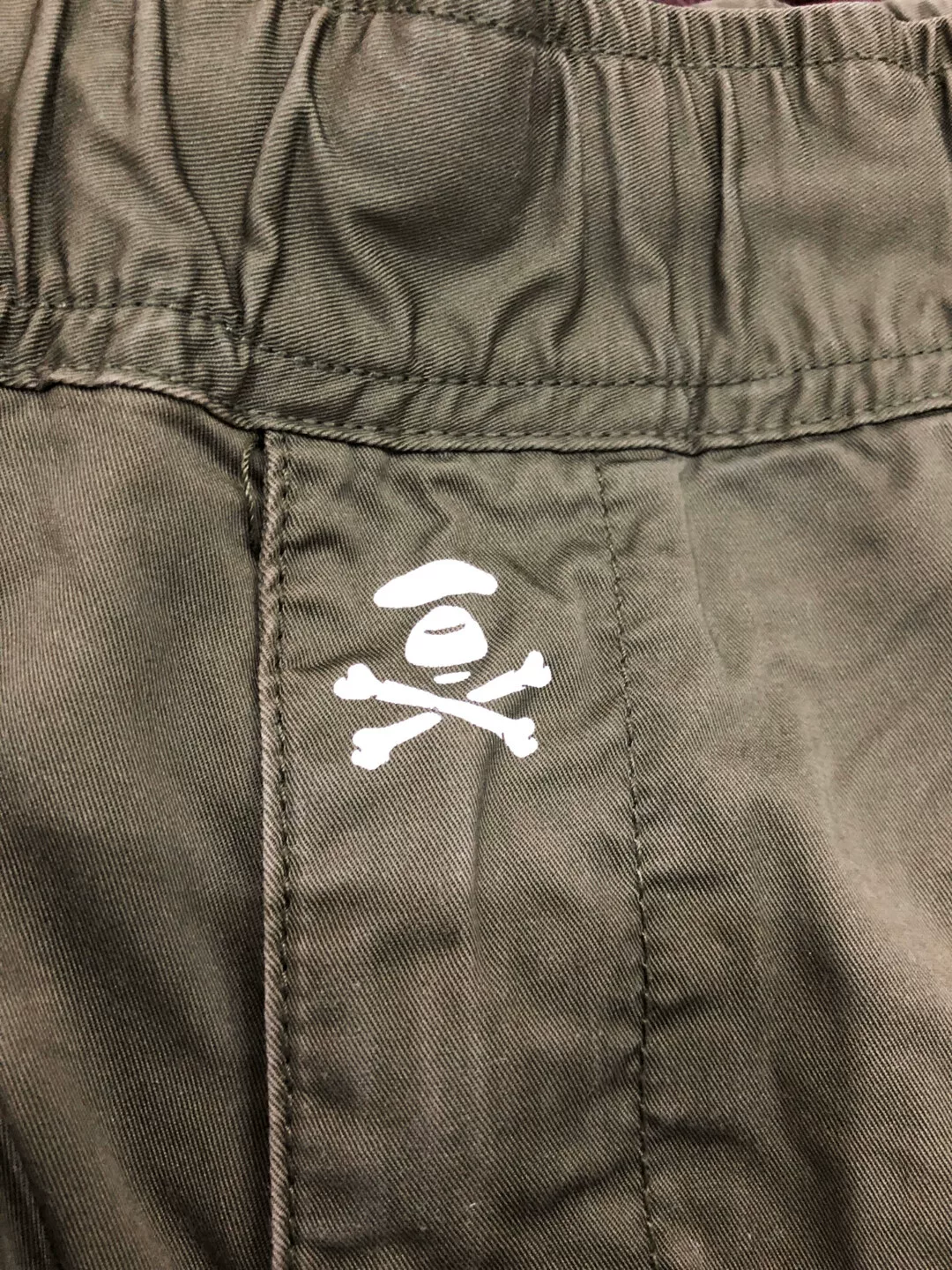 Aape Men's Logo Cargo Shorts — label