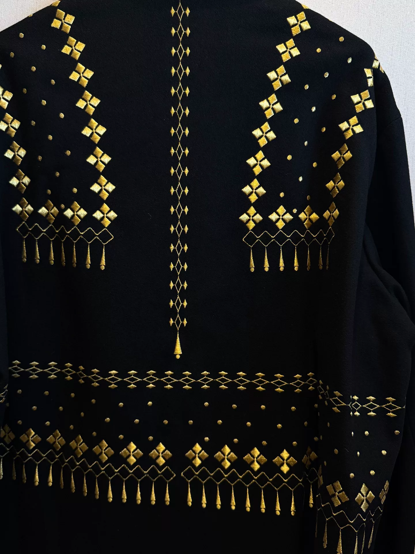 Yohji Yamamoto 92AW Gold Embroidery Suit — detail