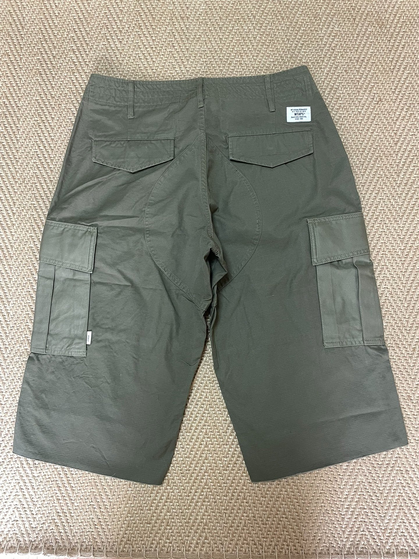 WTAPS JUNGLE CHOPPED SHORTS — front