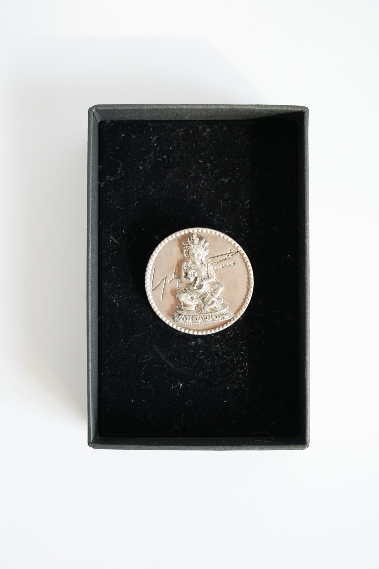 Yohji Yamamoto 2018 SS Buddha Brooch — front