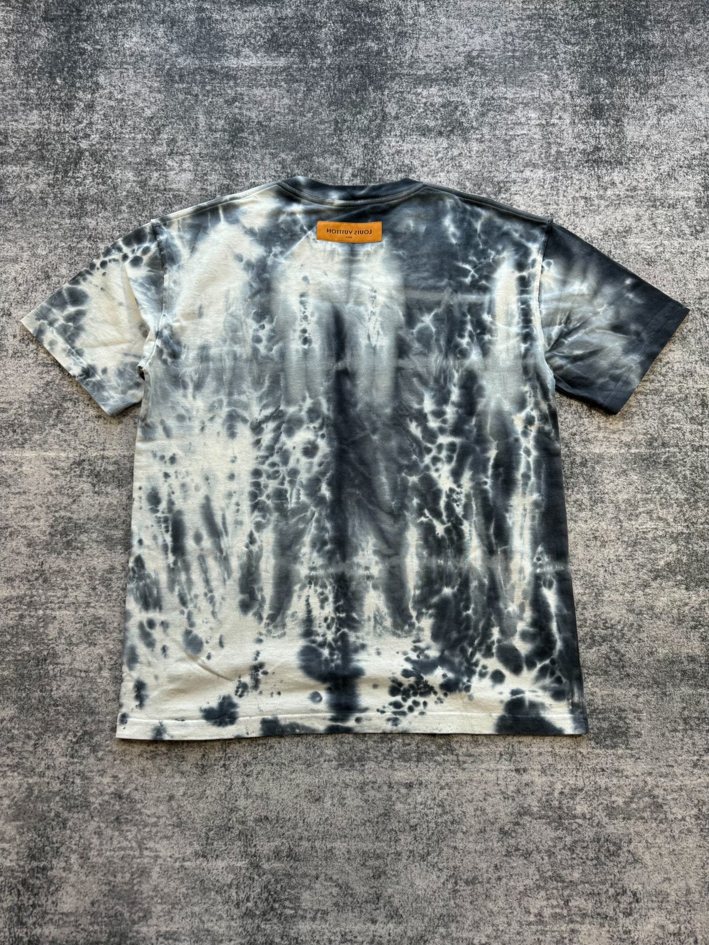Louis Vuitton Tie-Dye Letter Print T-Shirt — front