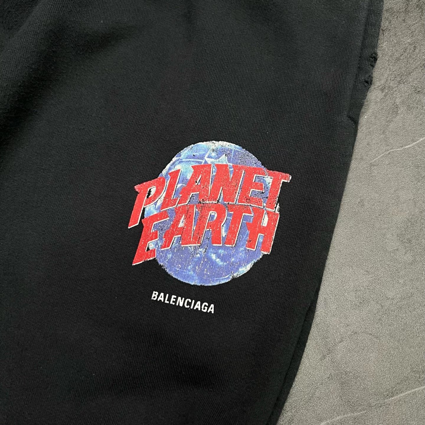 Balenciaga 24FW Planet Earth Baggy Pants — detail