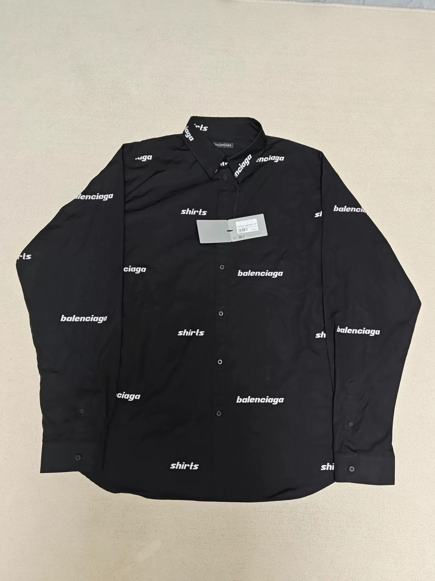 Balenciaga 23SS Slogan Logo Long-Sleeve Shirt