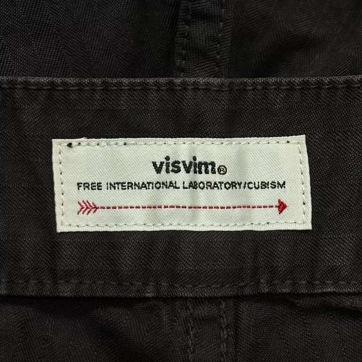 visvim Carpenter Pants DMGD Black — detail