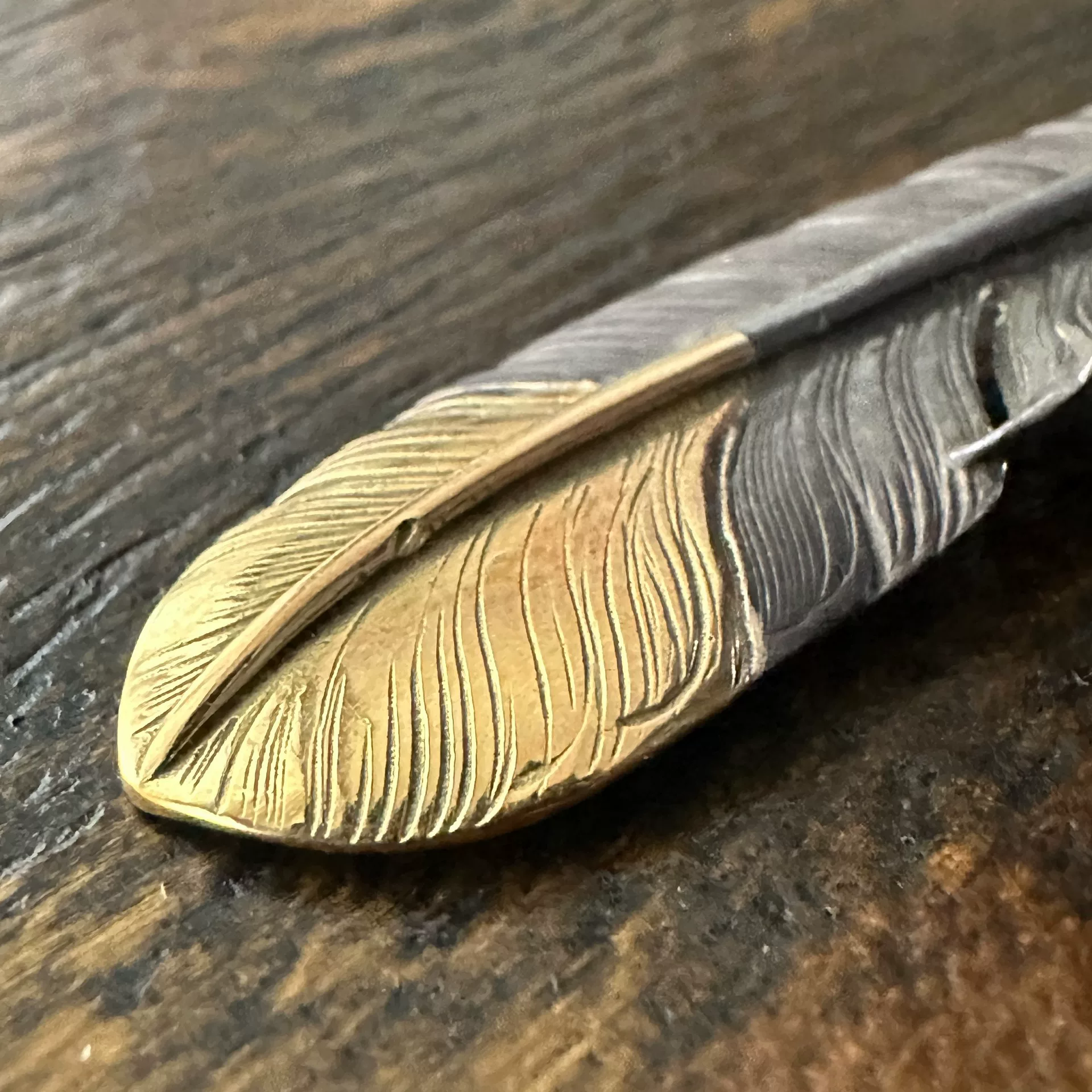 Goros Feather Set Gold Silver — label