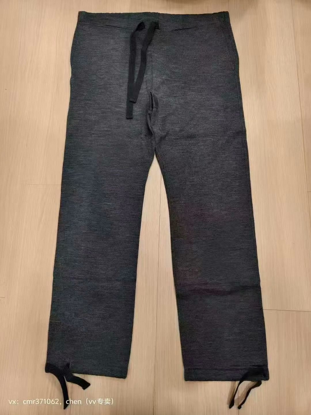 VISVIM VS SWEAT PANTS SUPERFINE — label