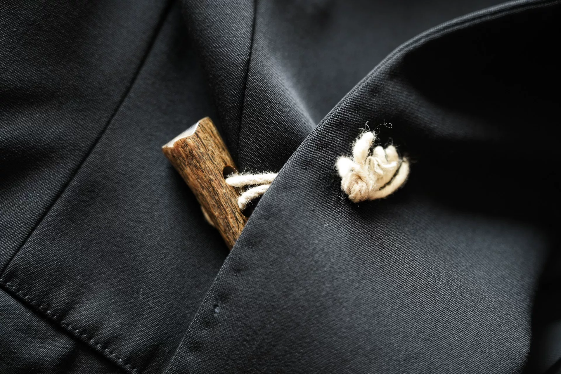 Yohji Yamamoto 87AW Horn Button Jacket — label