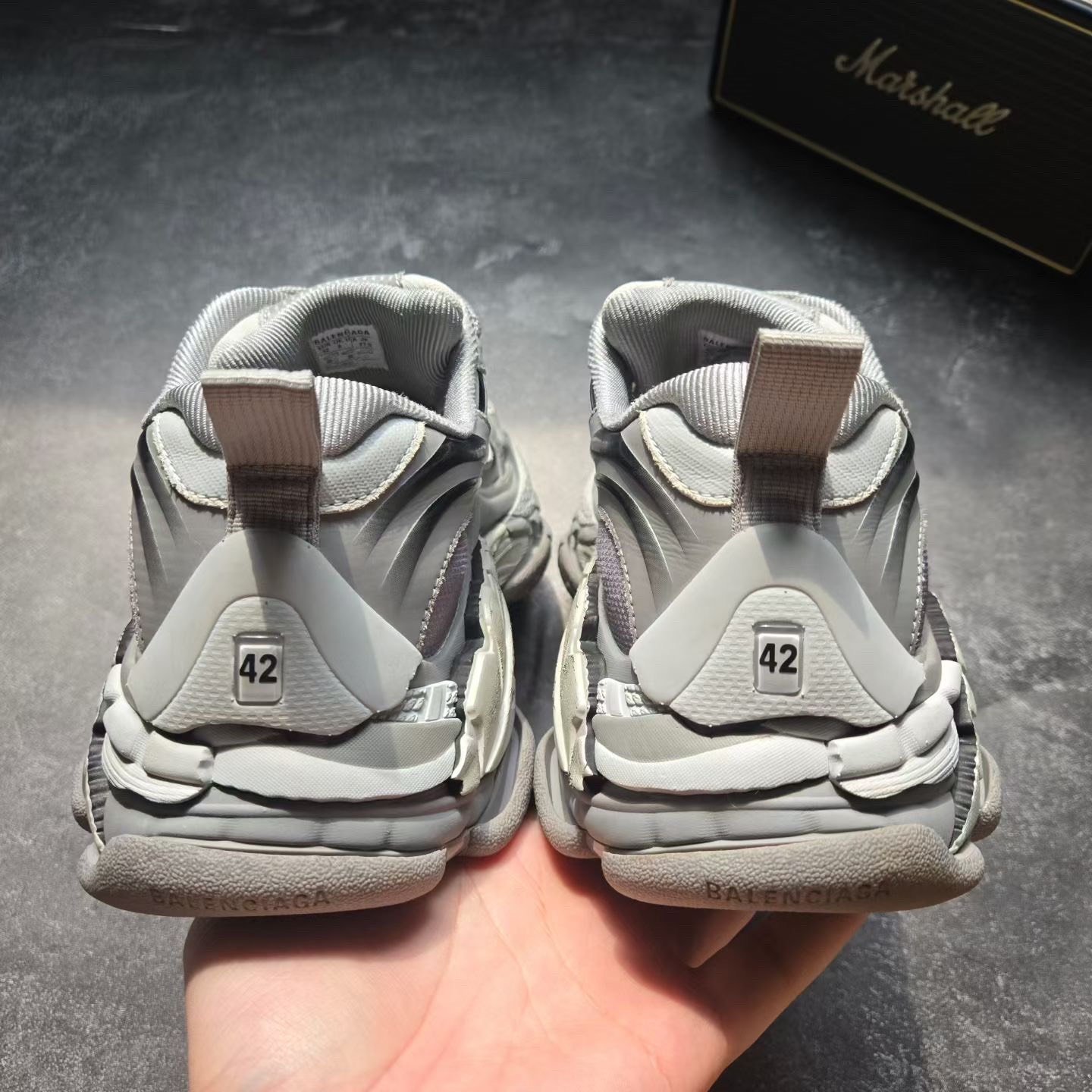 Balenciaga Triple S 2.0 Gray — detail