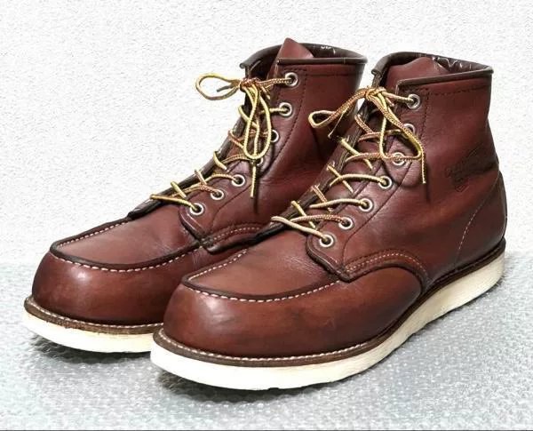 Red Wing 9106 8.5D Boots — front