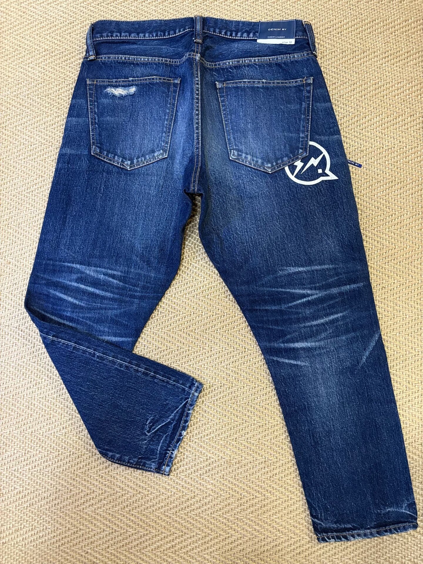 Vanquish & Fragment Washed Cropped Jeans — front