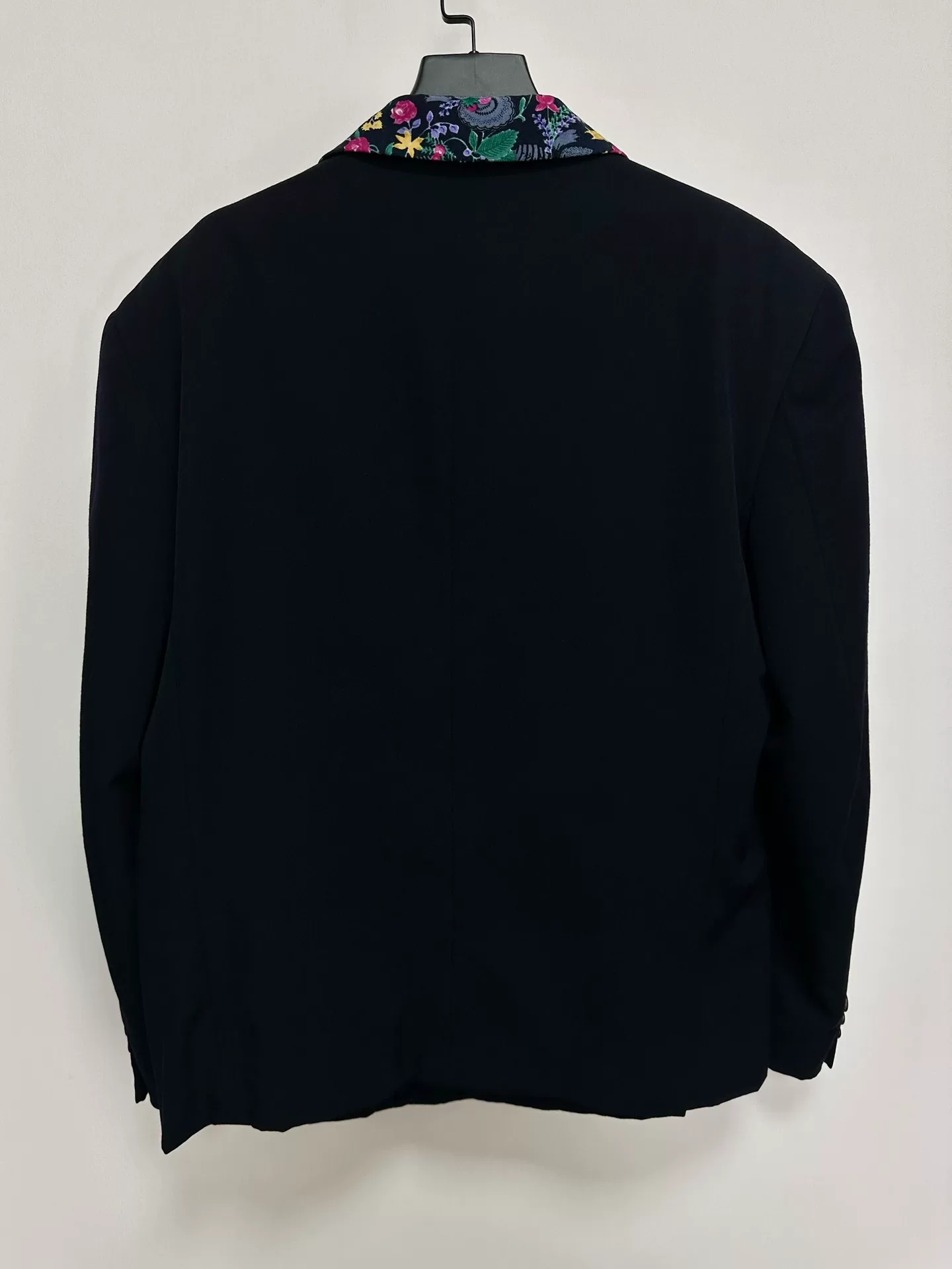 Comme des Garcons 88AW Flower Coat — detail