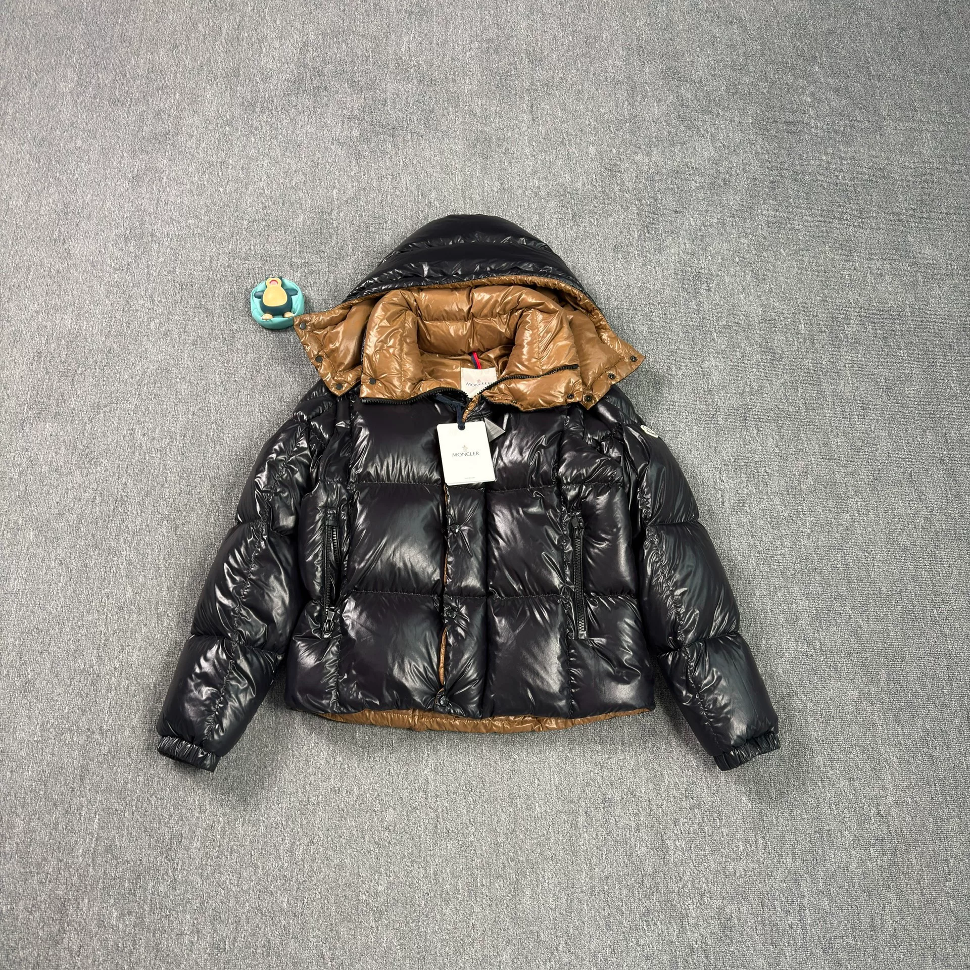 Moncler Parana Short Black Down Jacket