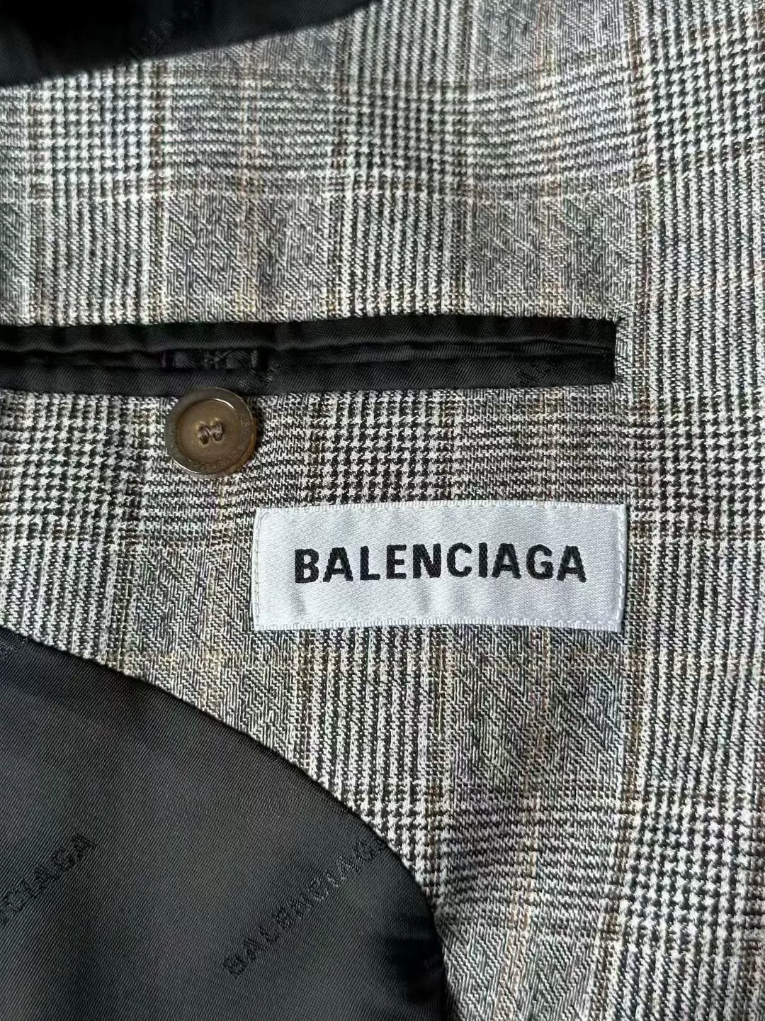 Balenciaga Gray Plaid Sleeve Label Blazer — detail