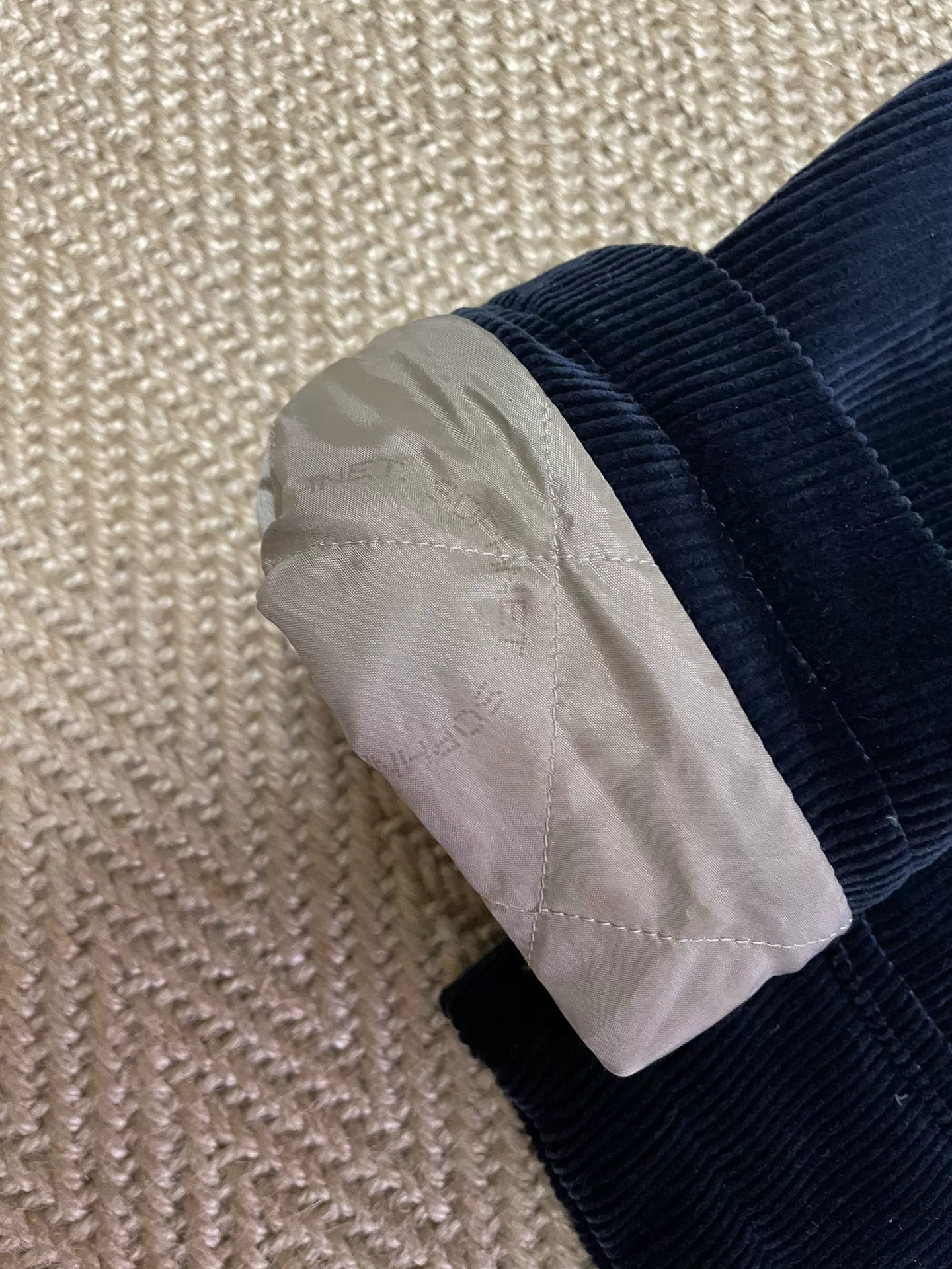 SOPHNET. Corduroy Horn Button Lamb Coat — label