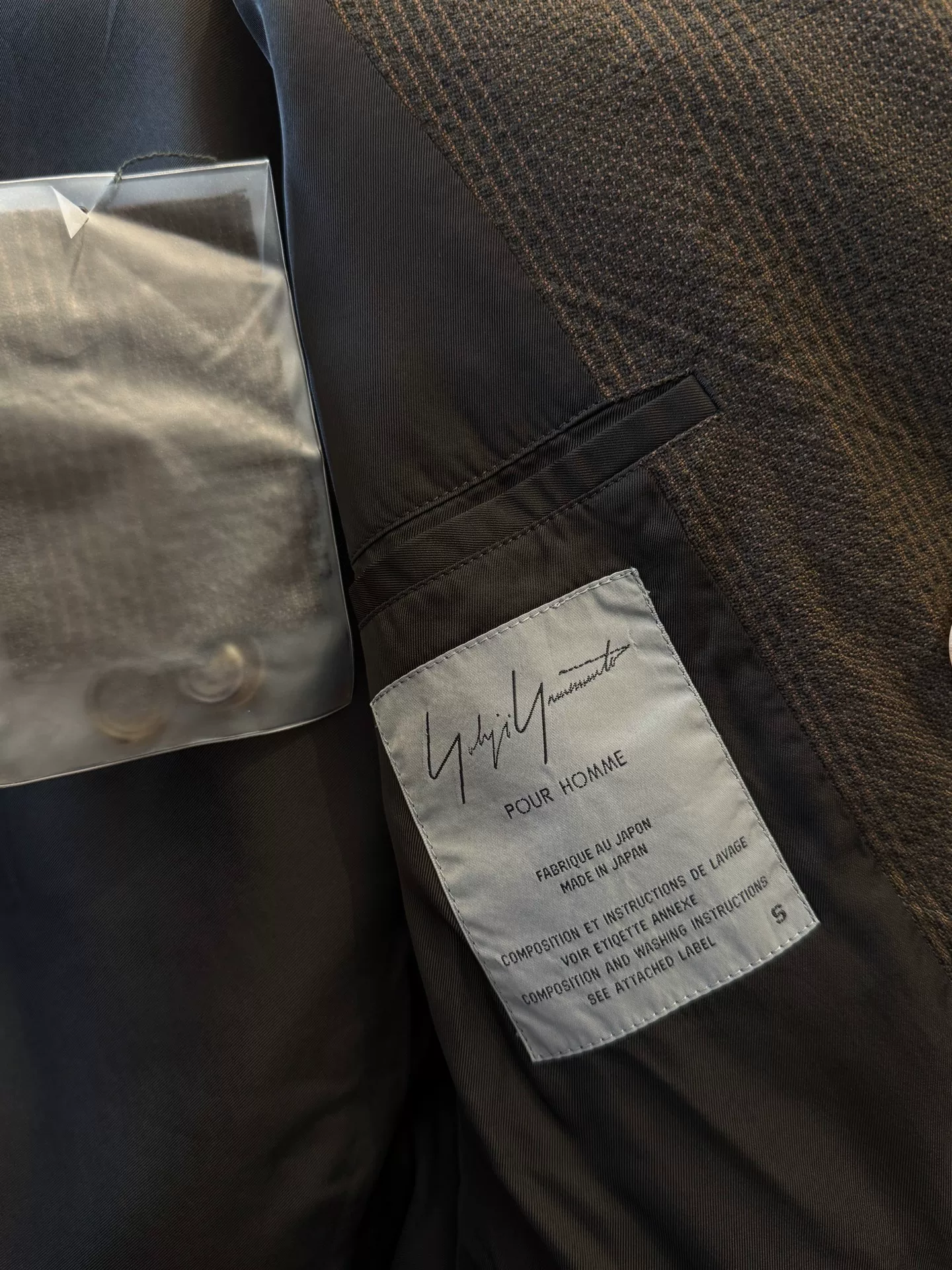 Yohji Yamamoto 96AW Double-Breasted Blazer — back