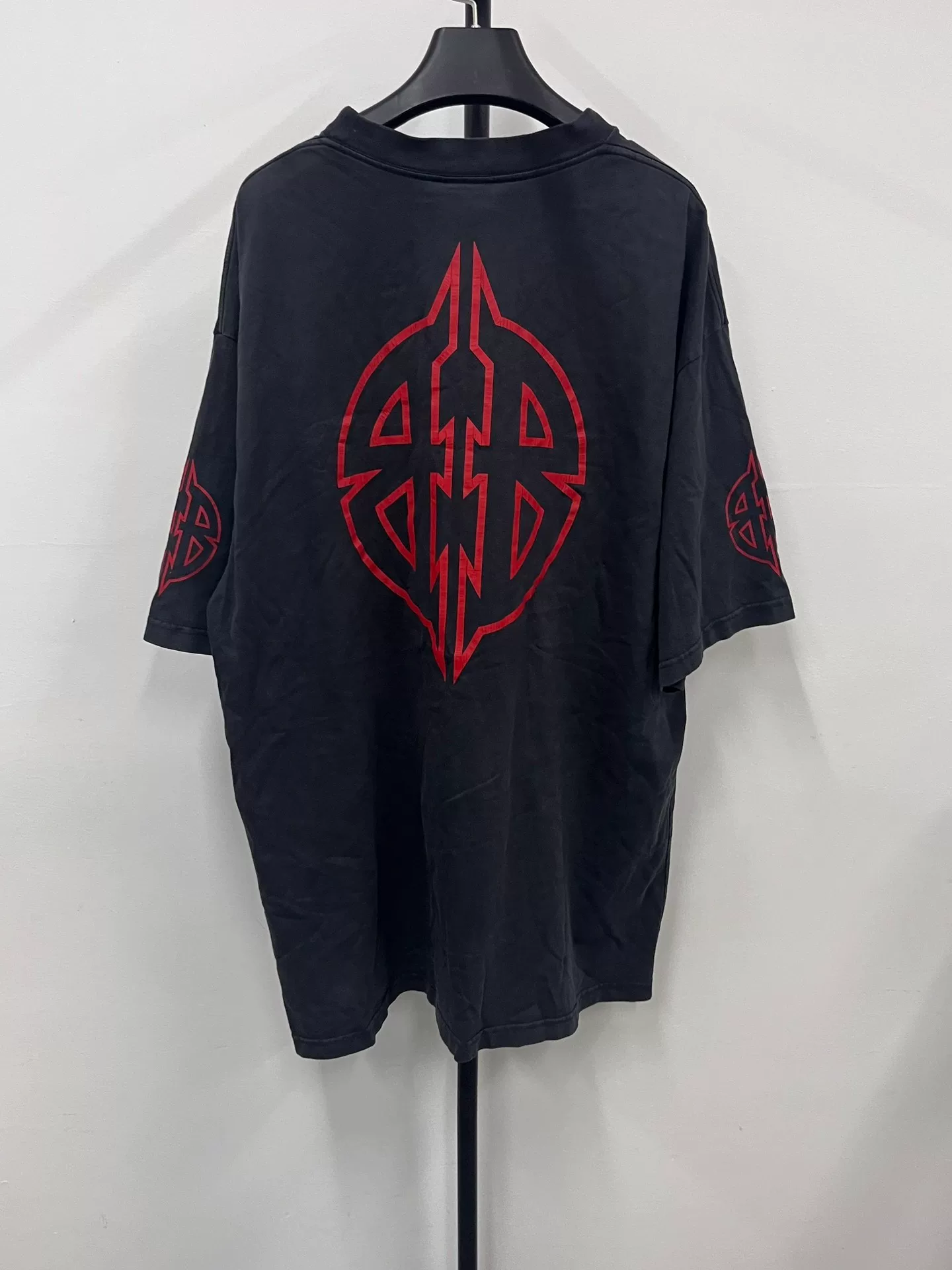 Balenciaga FW23 Bitcoin Logo Print T-Shirt — front