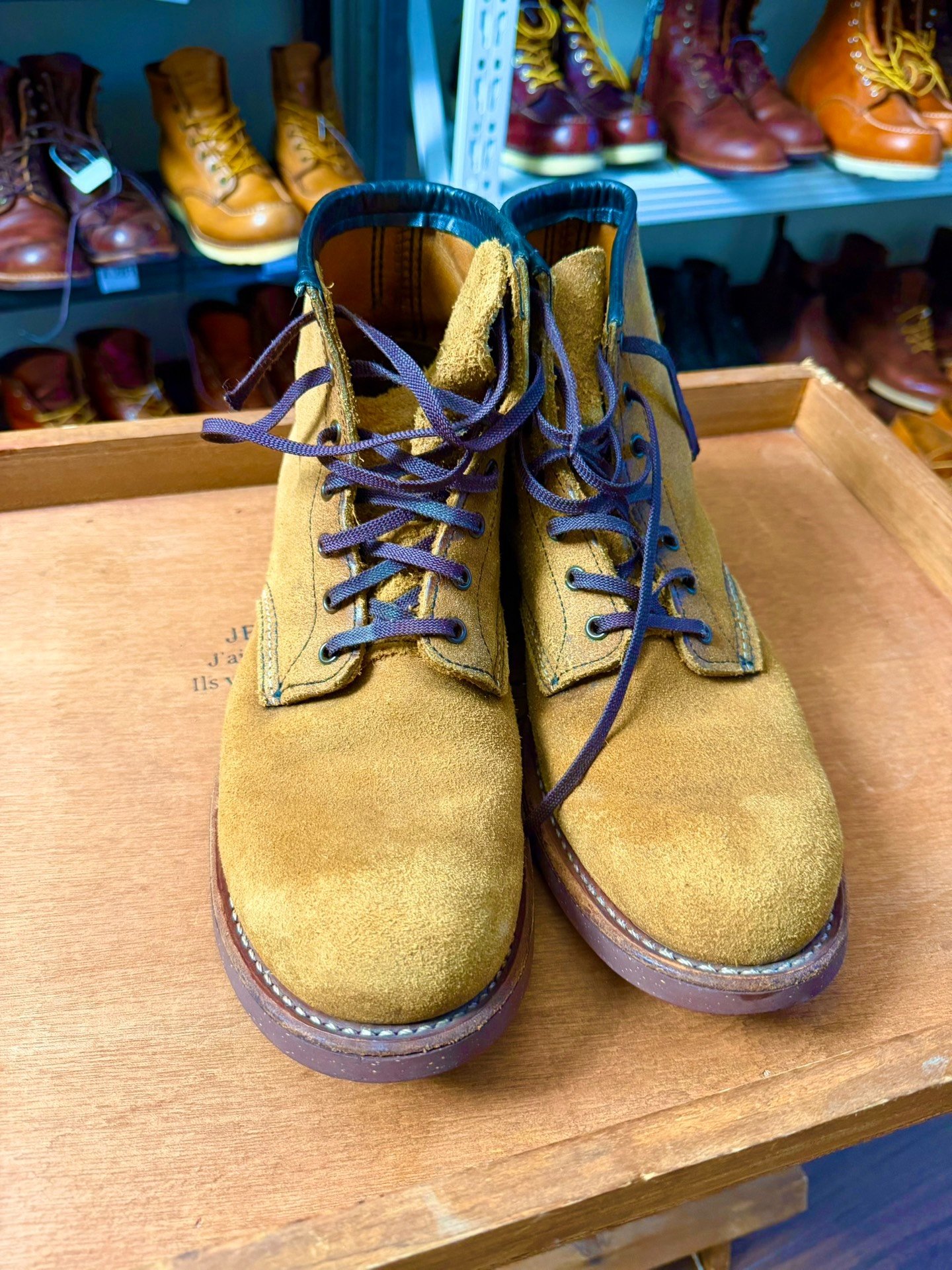 Red Wing 9162 Retro Leather Boots — front
